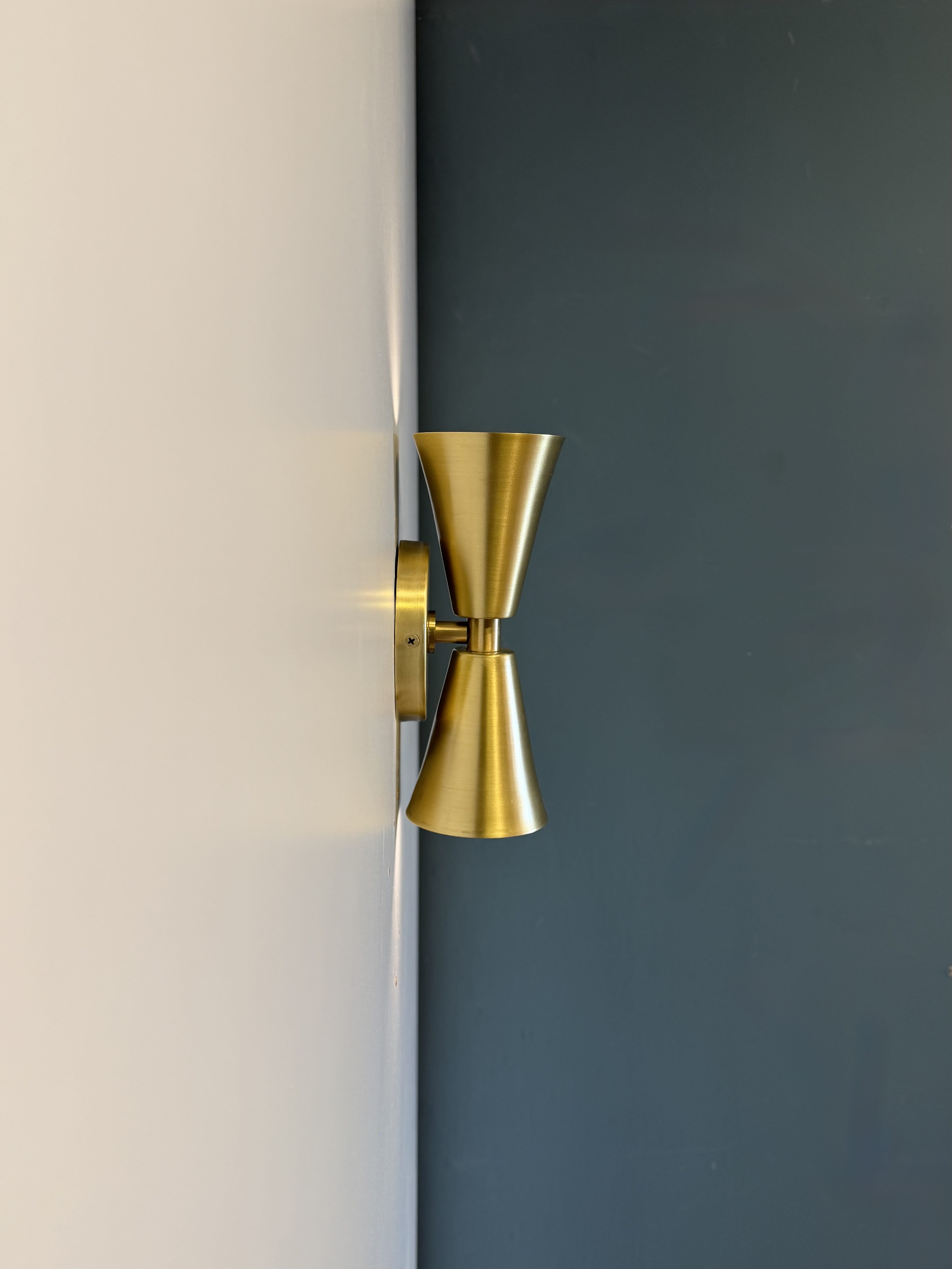 Arel Lighting APATIN Two Way Wall Sconce Lighting