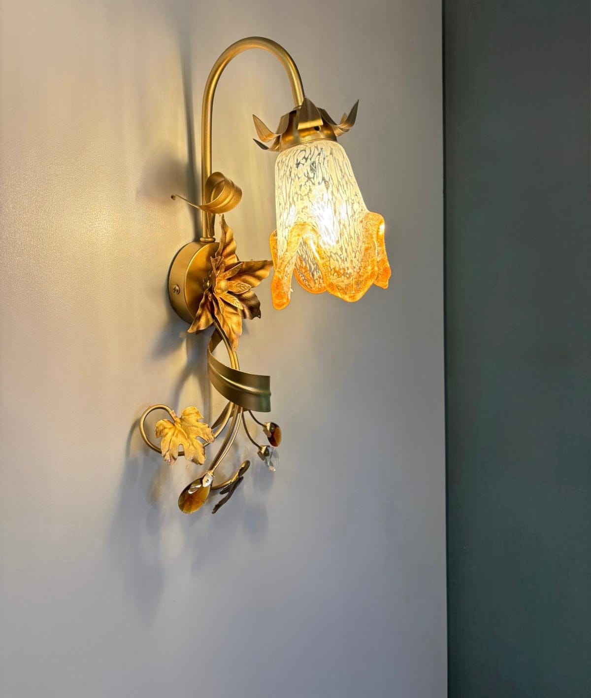 Arel Lighting ARMEN Flower Wall Sconce