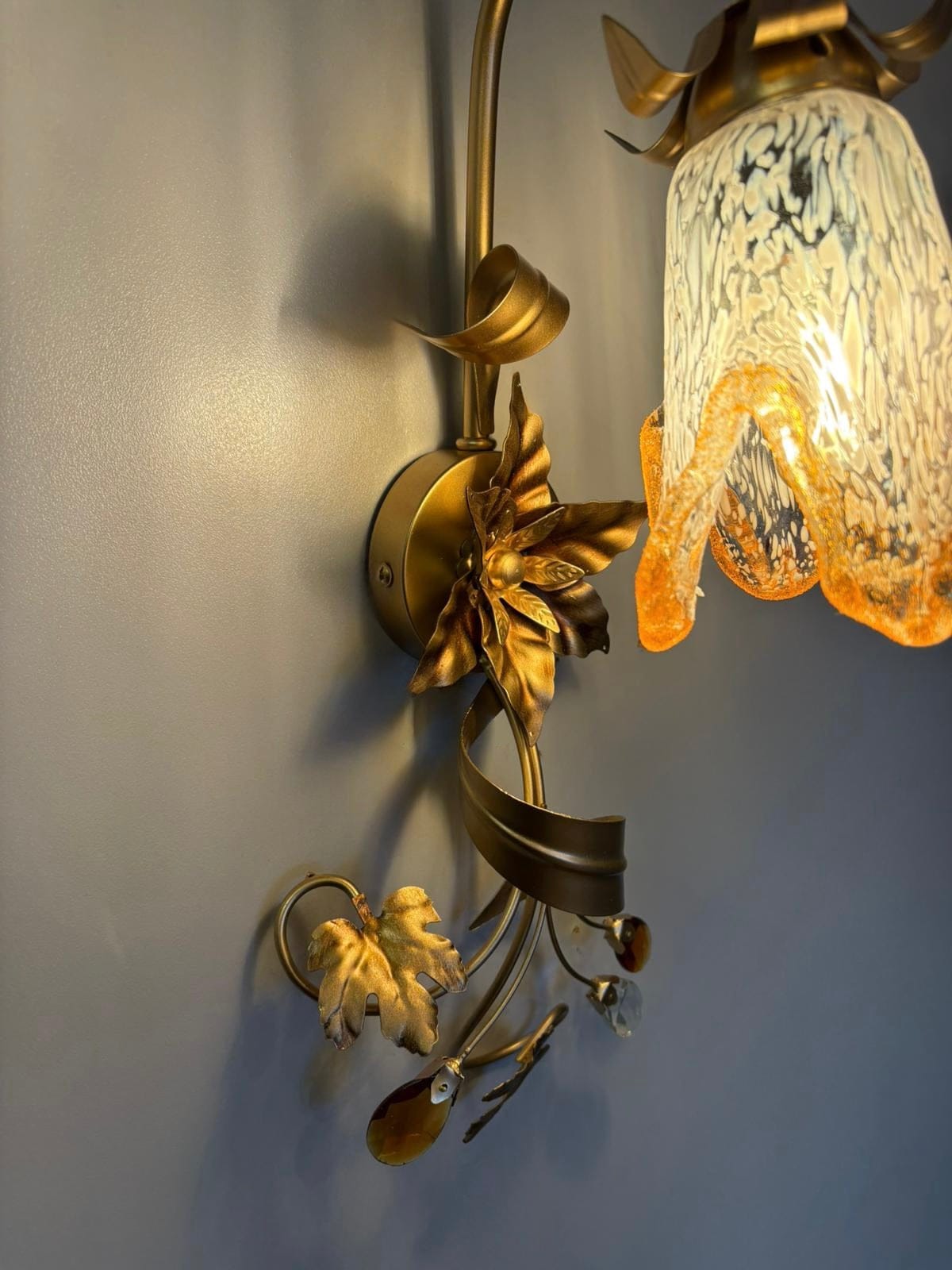 Arel Lighting ARMEN Flower Wall Sconce