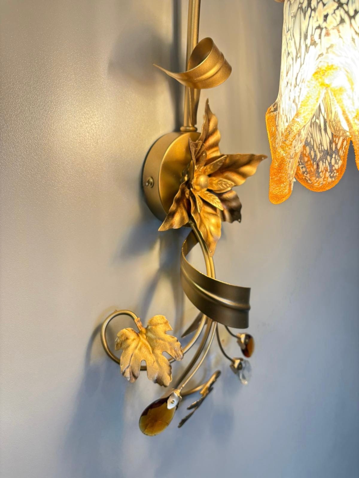 Arel Lighting ARMEN Flower Wall Sconce
