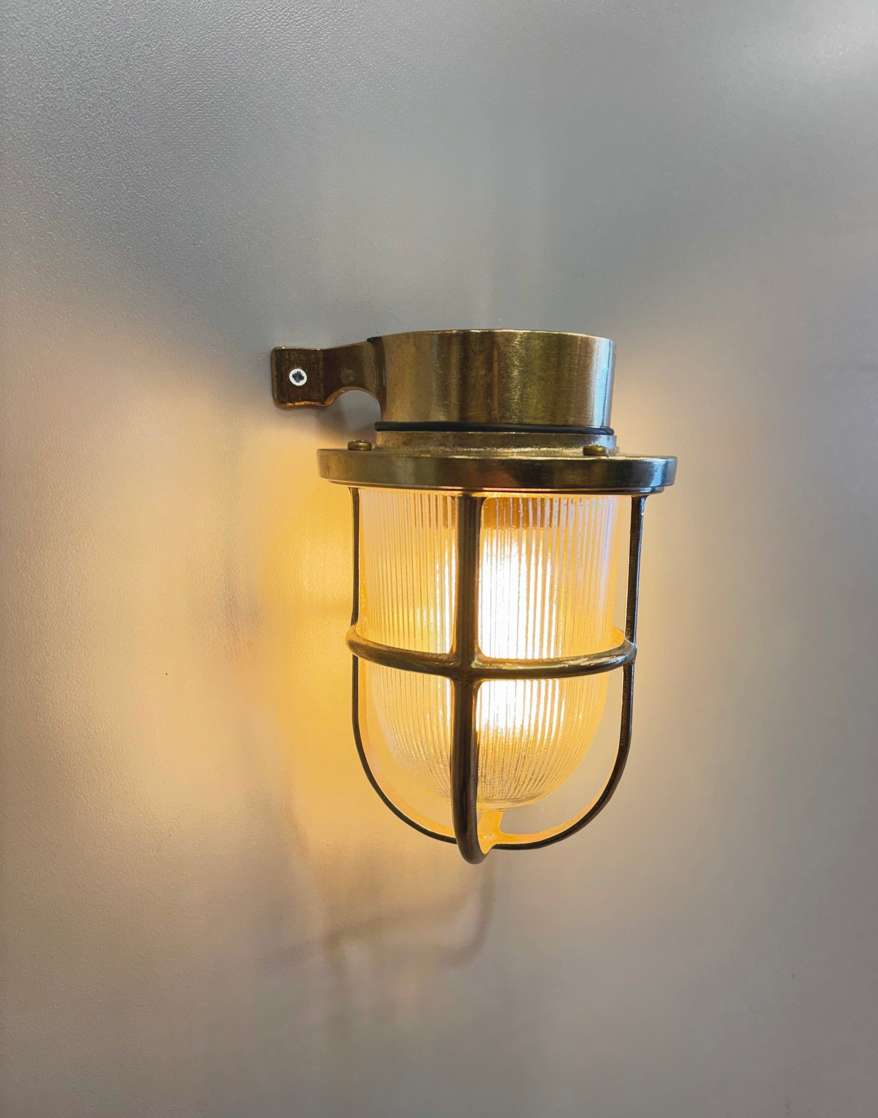 Arel Lighting BACENO MEDIUM Brass Nautical Wall Sconce