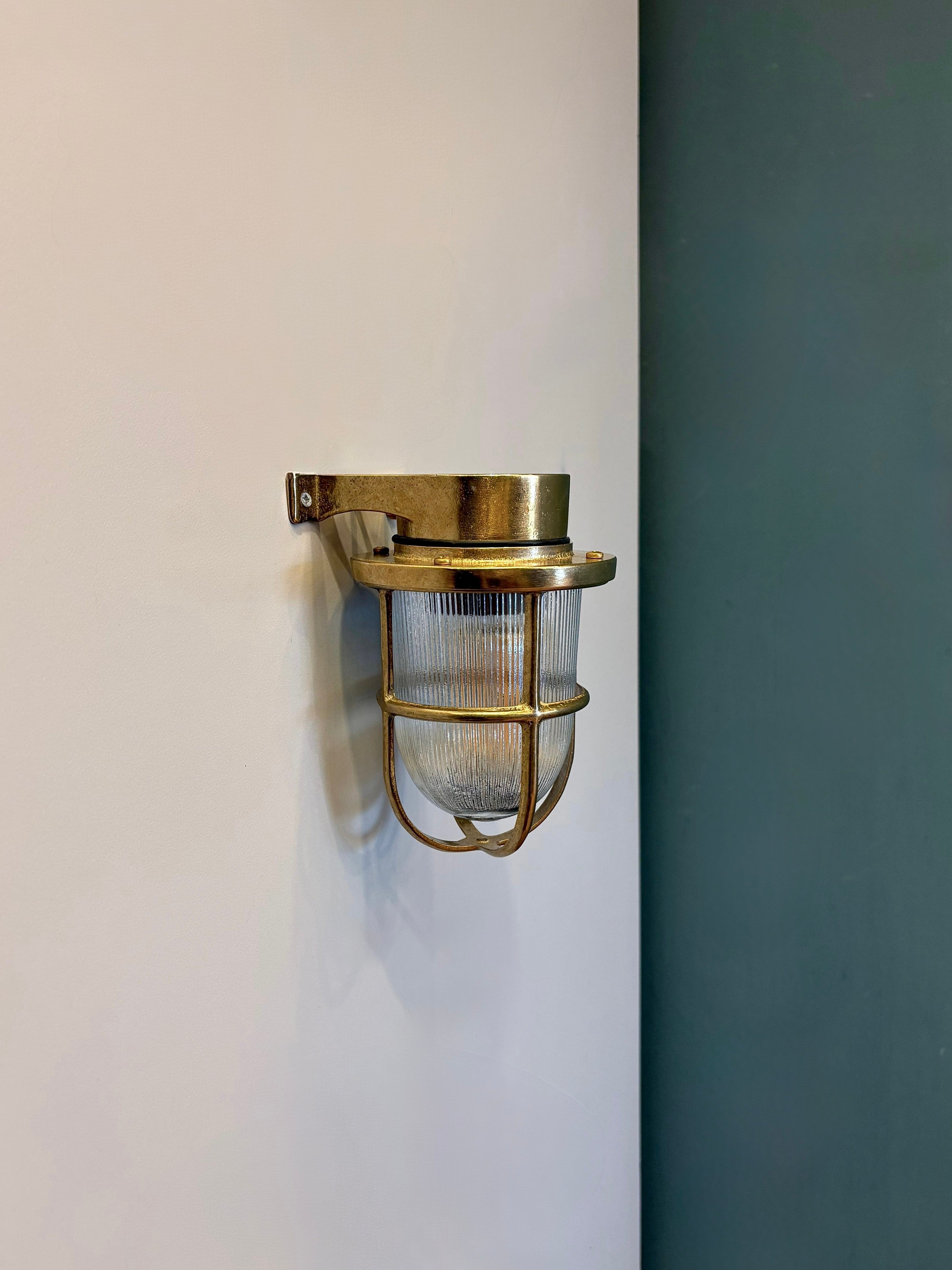 Arel Lighting BACENO MEDIUM Brass Nautical Wall Sconce