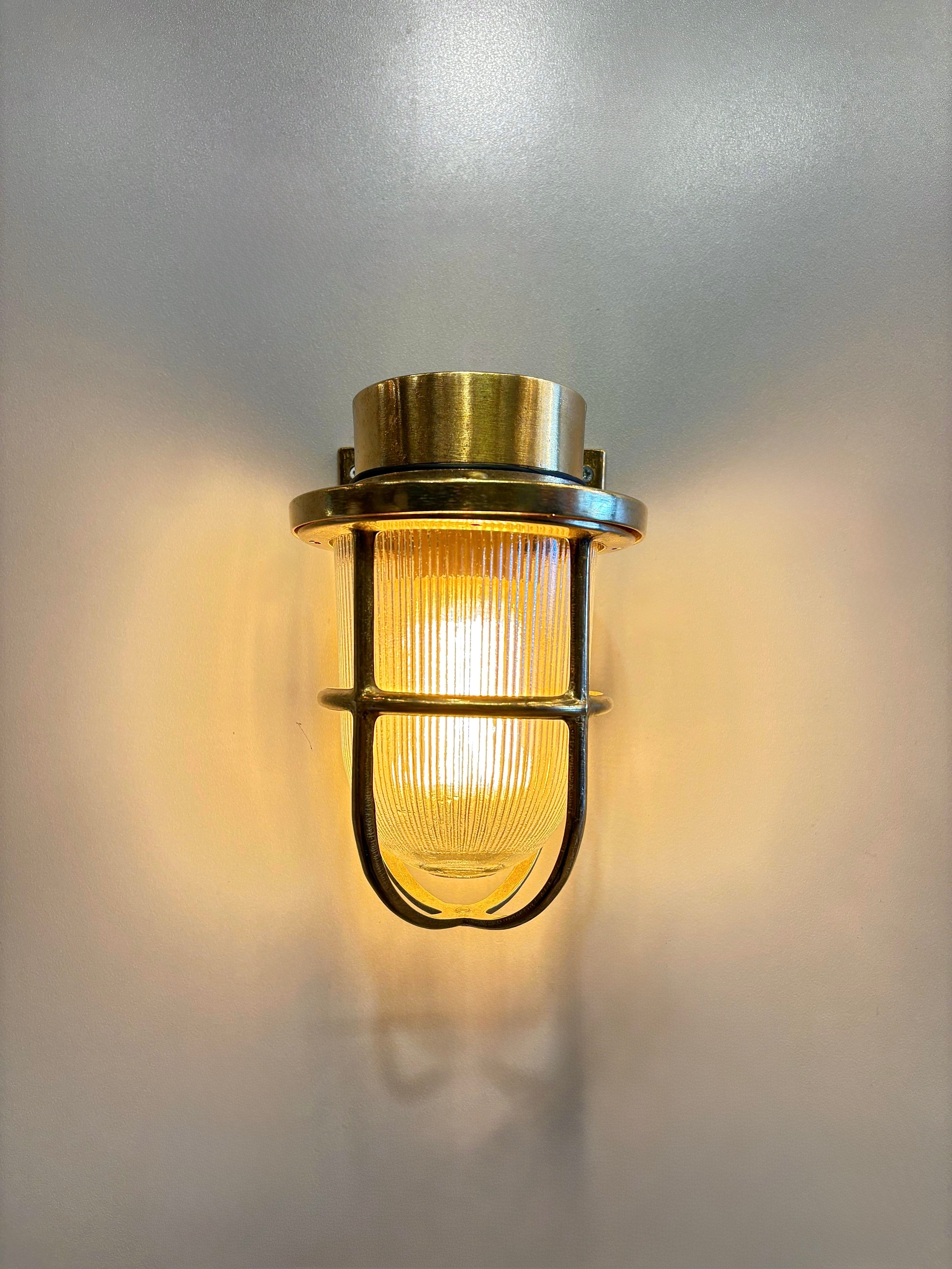 Arel Lighting BACENO MEDIUM Brass Nautical Wall Sconce