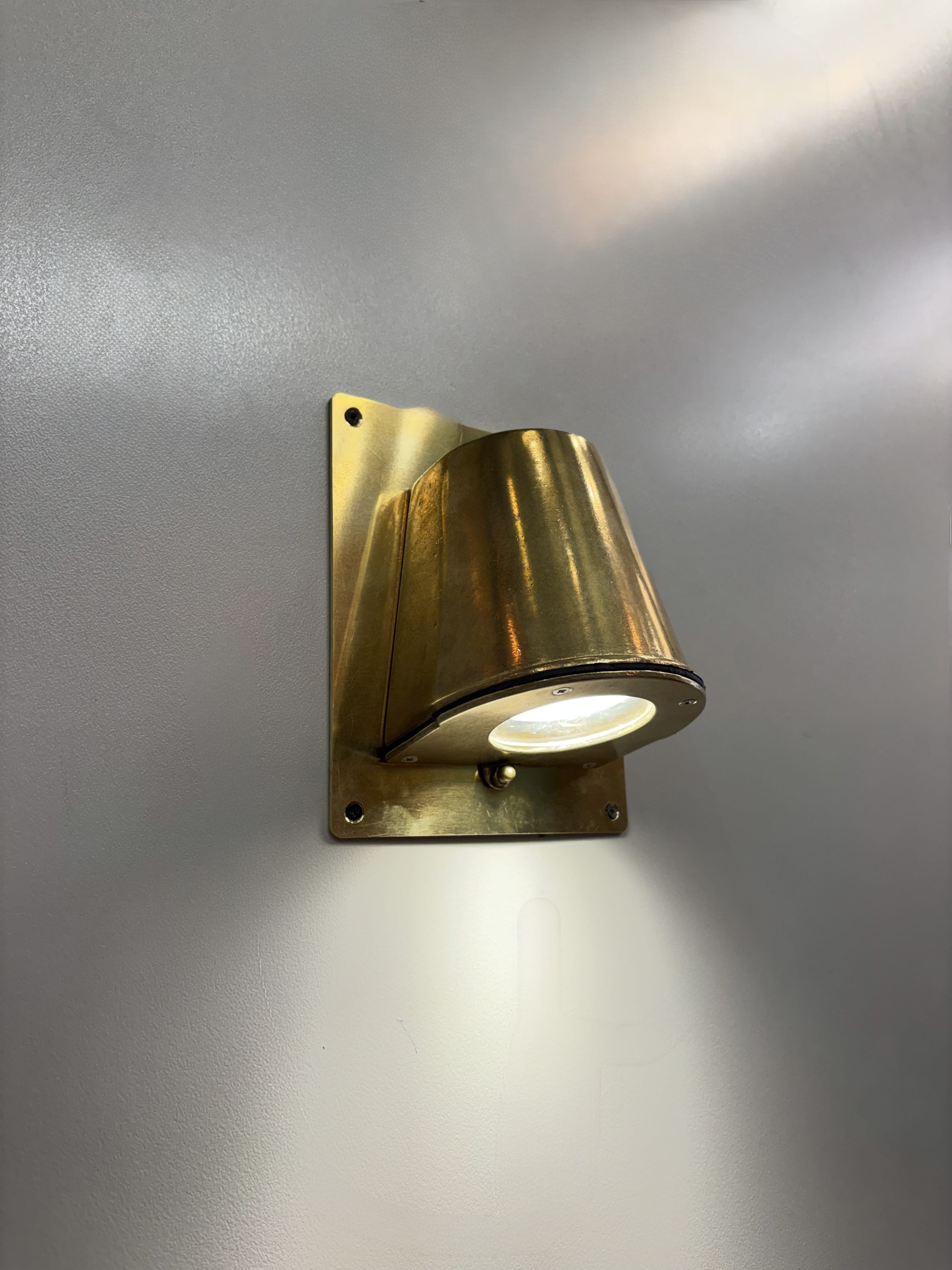 Arel Lighting BALACIA RECT Outdoor Brass Casting Wall Sconce