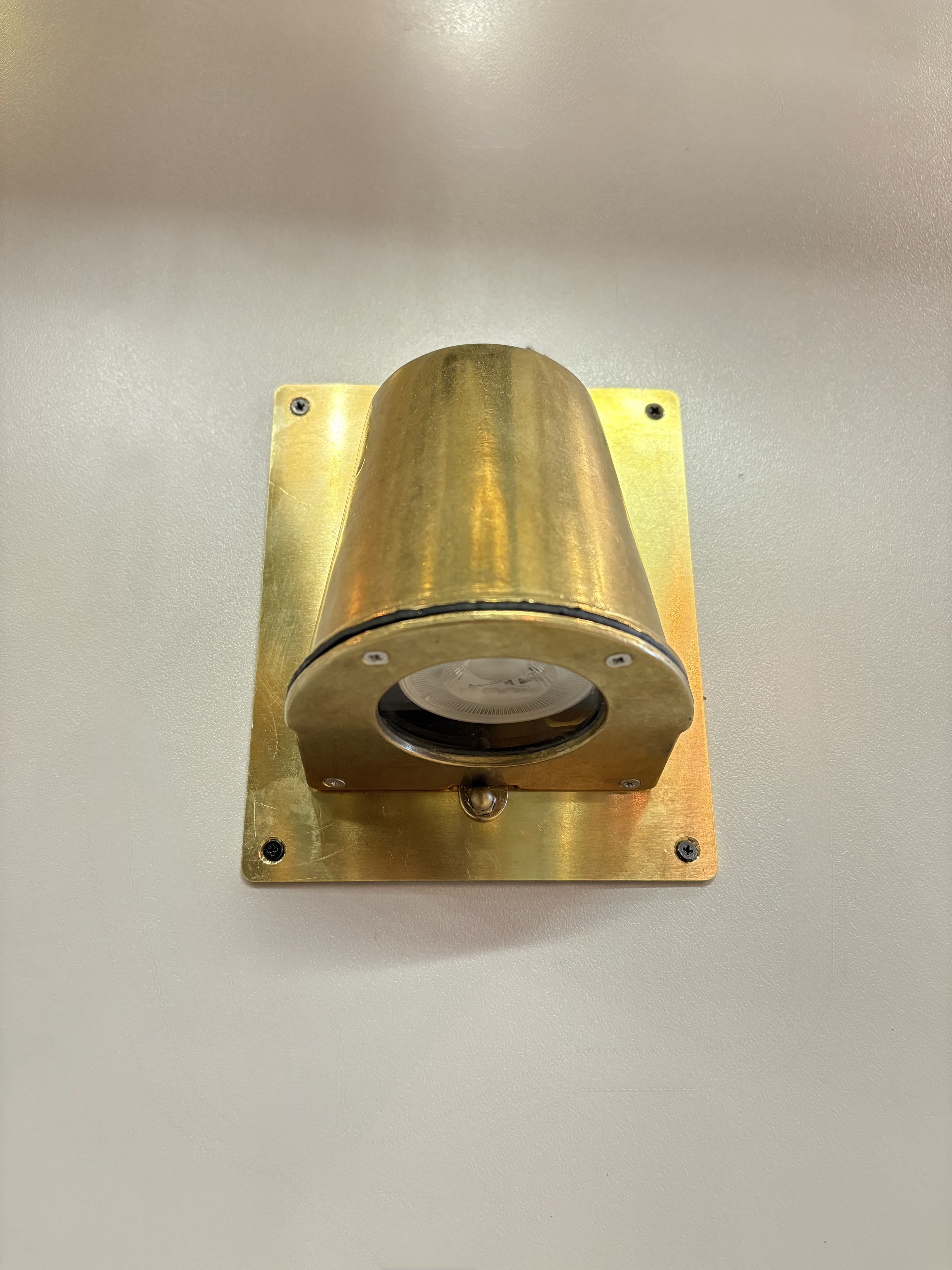 Arel Lighting BALACIA RECT Outdoor Brass Casting Wall Sconce