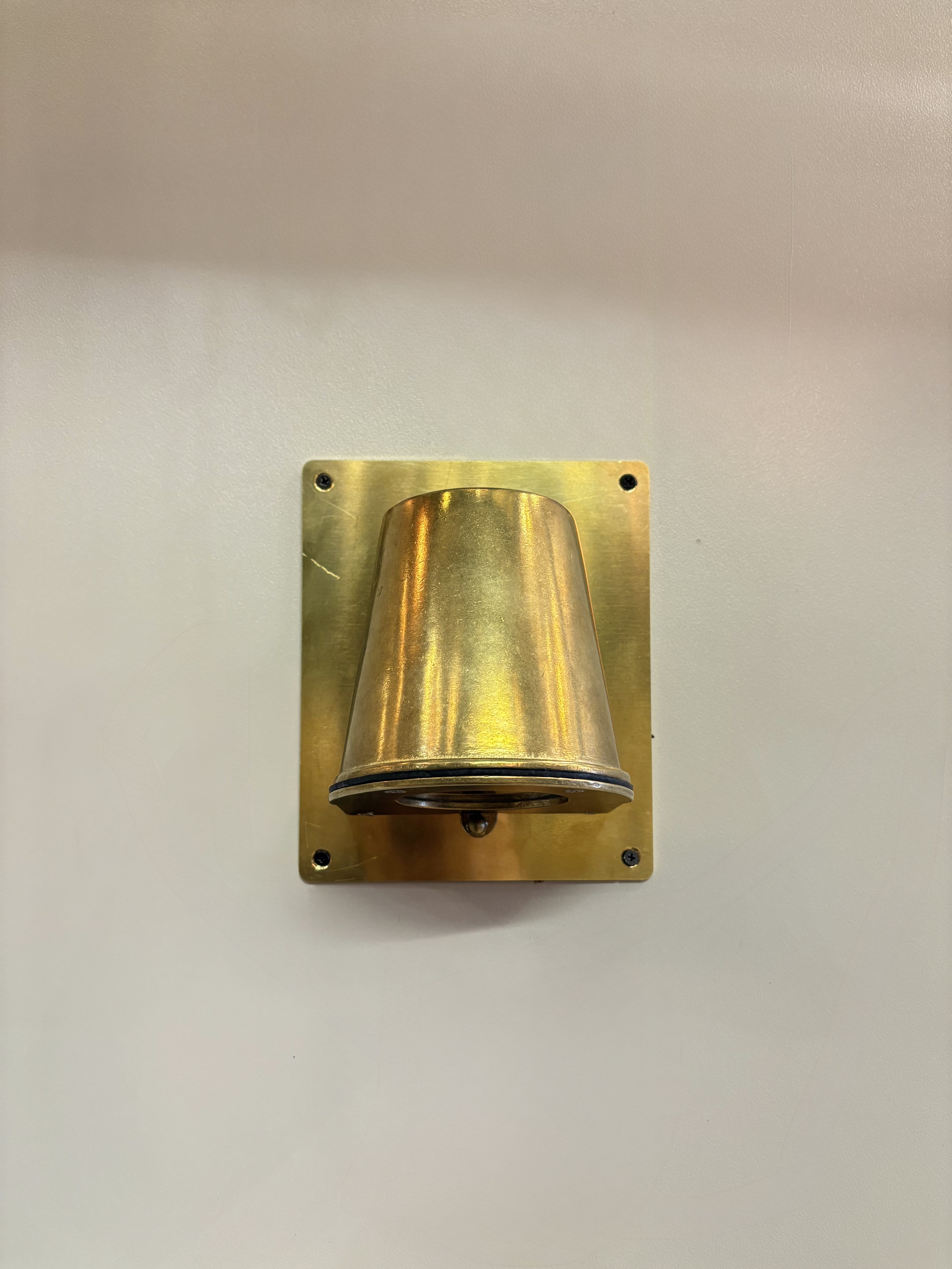 Arel Lighting BALACIA RECT Outdoor Brass Casting Wall Sconce