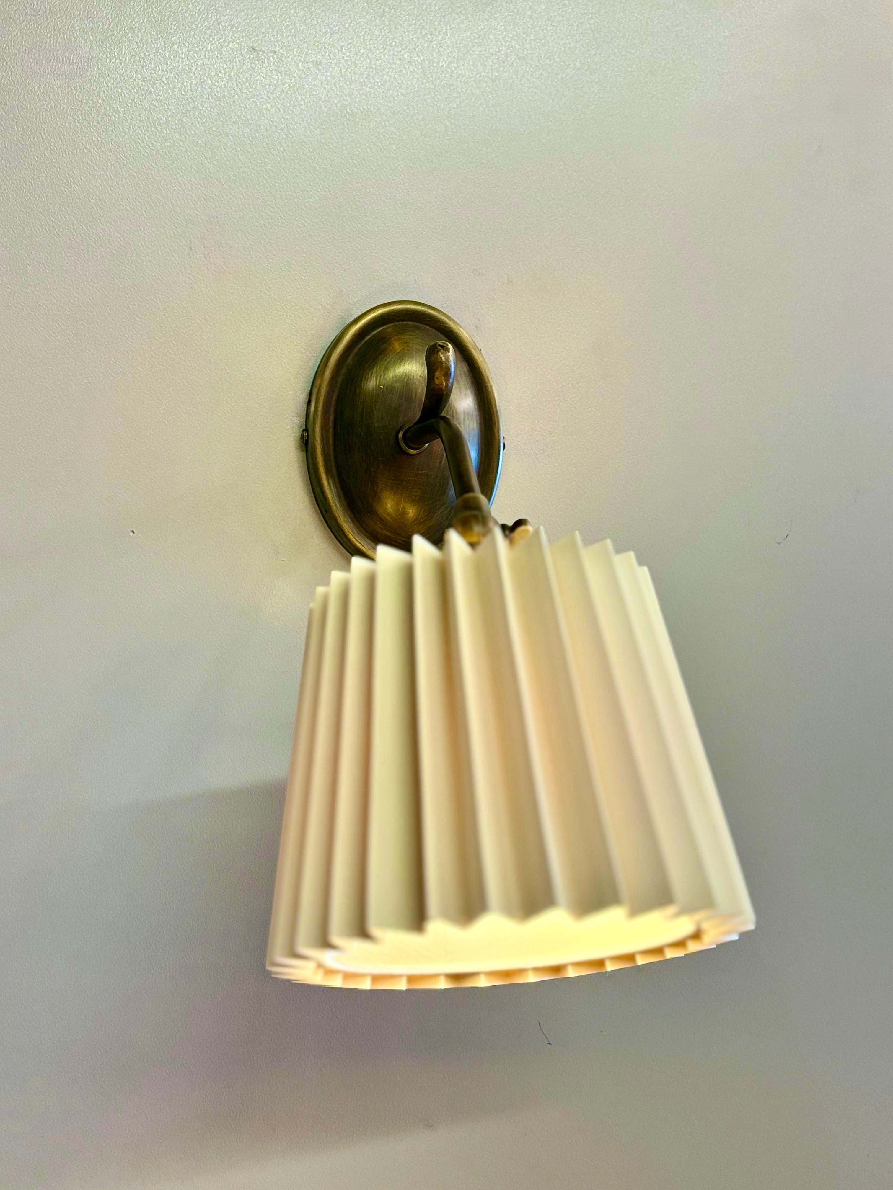 Arel Lighting BERA Traditional Brass Wall Sconce