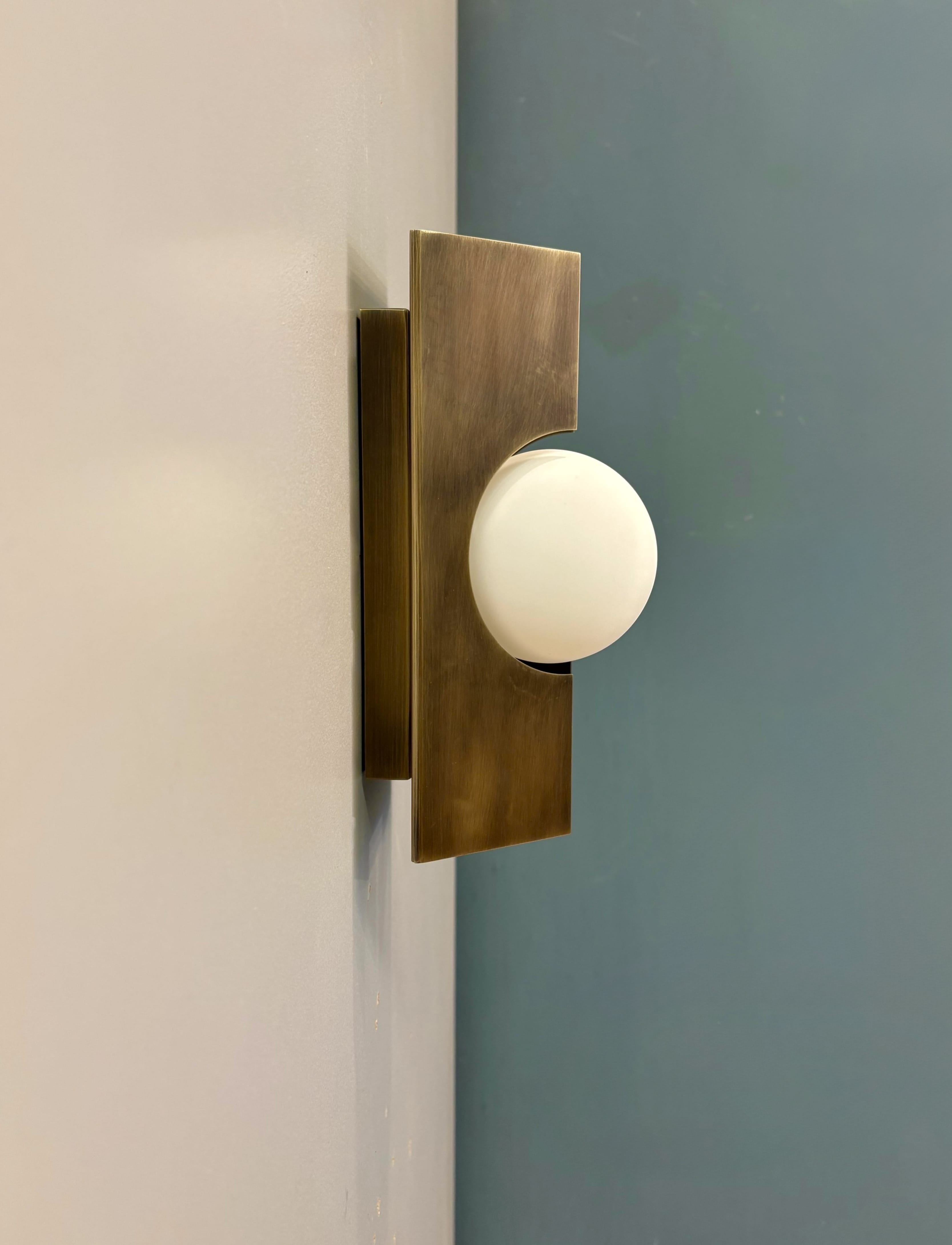 Arel Lighting CAMI Modern Globe Wall Sconce