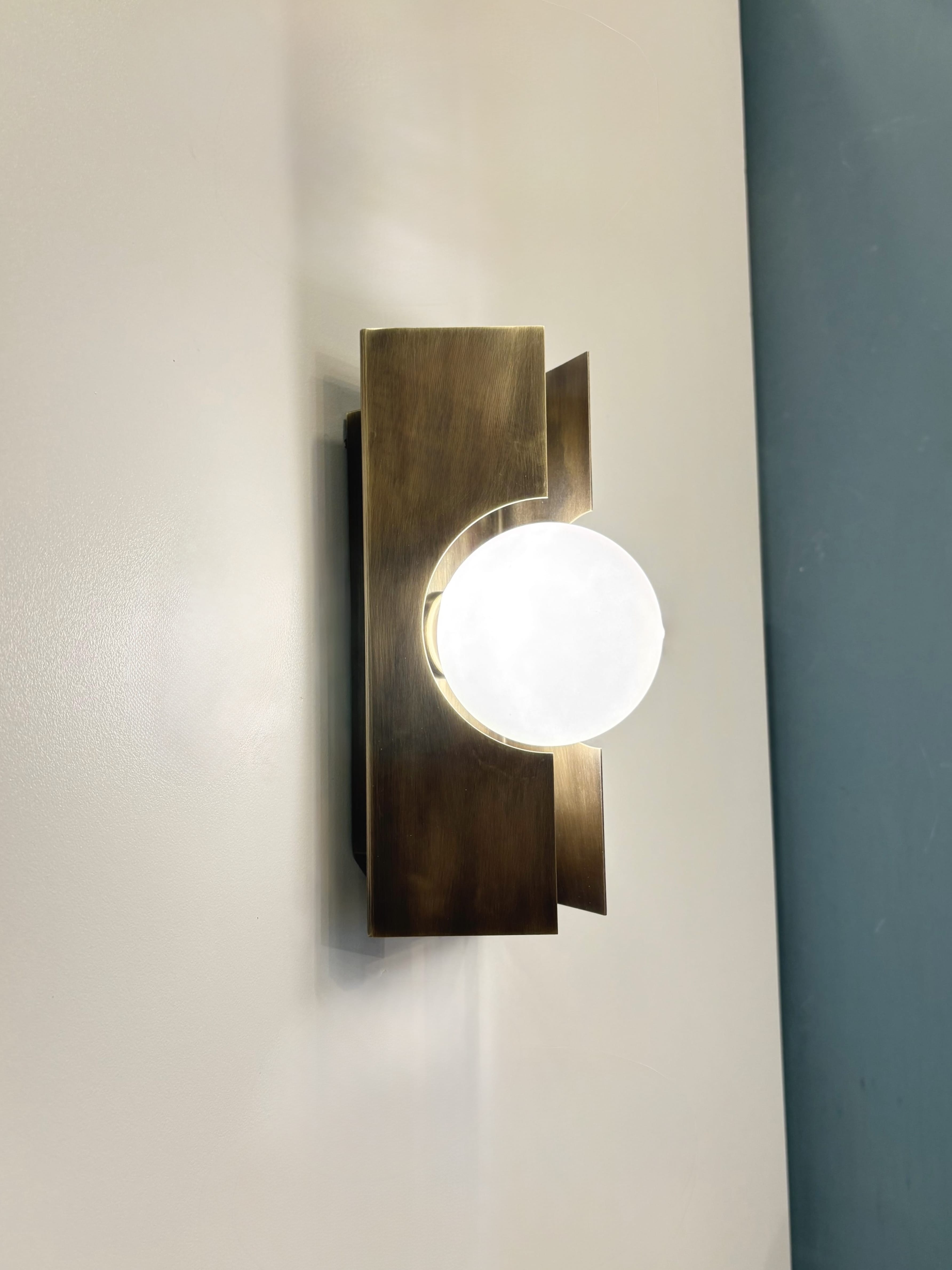 Arel Lighting CAMI Modern Globe Wall Sconce