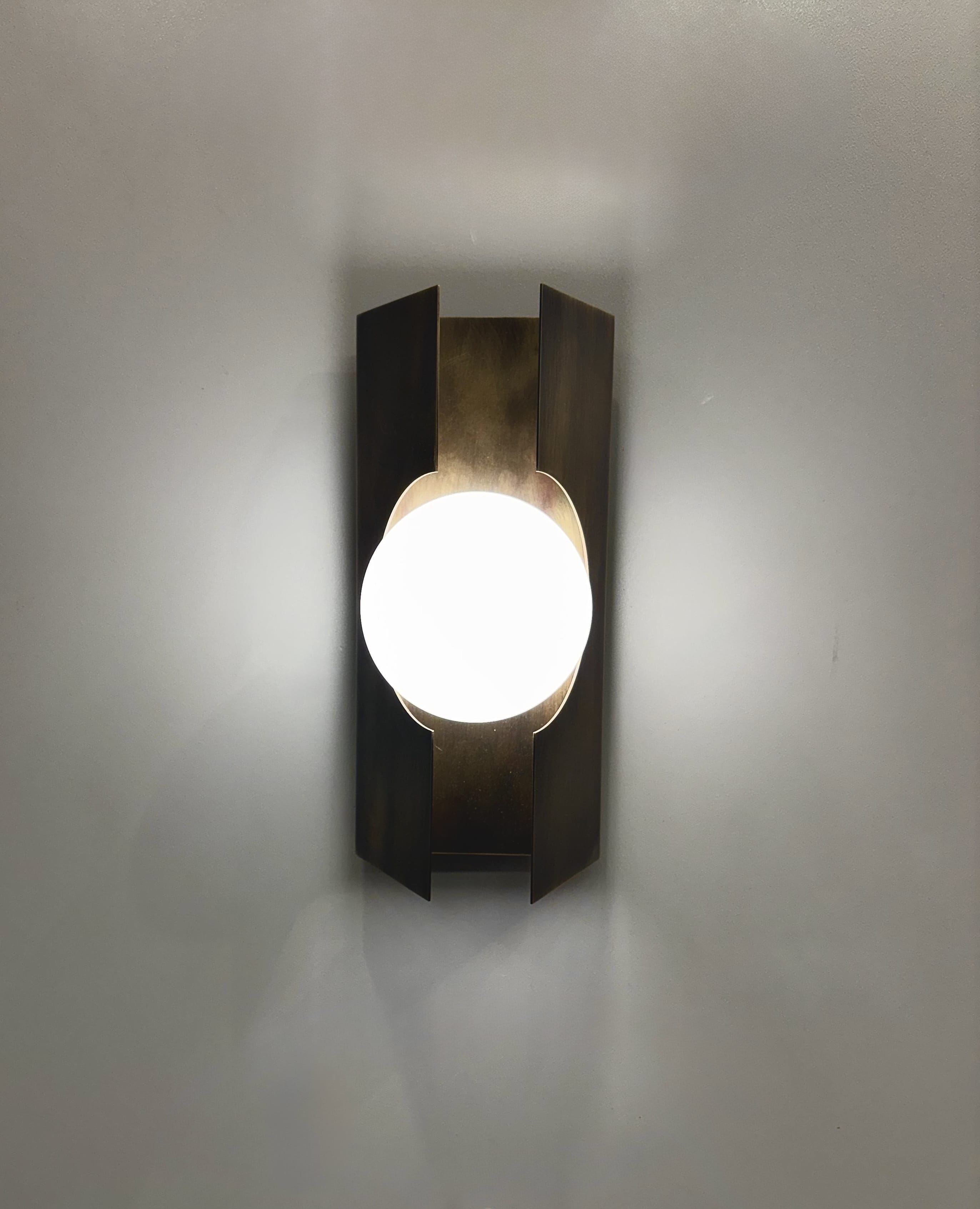 Arel Lighting CAMI Modern Globe Wall Sconce