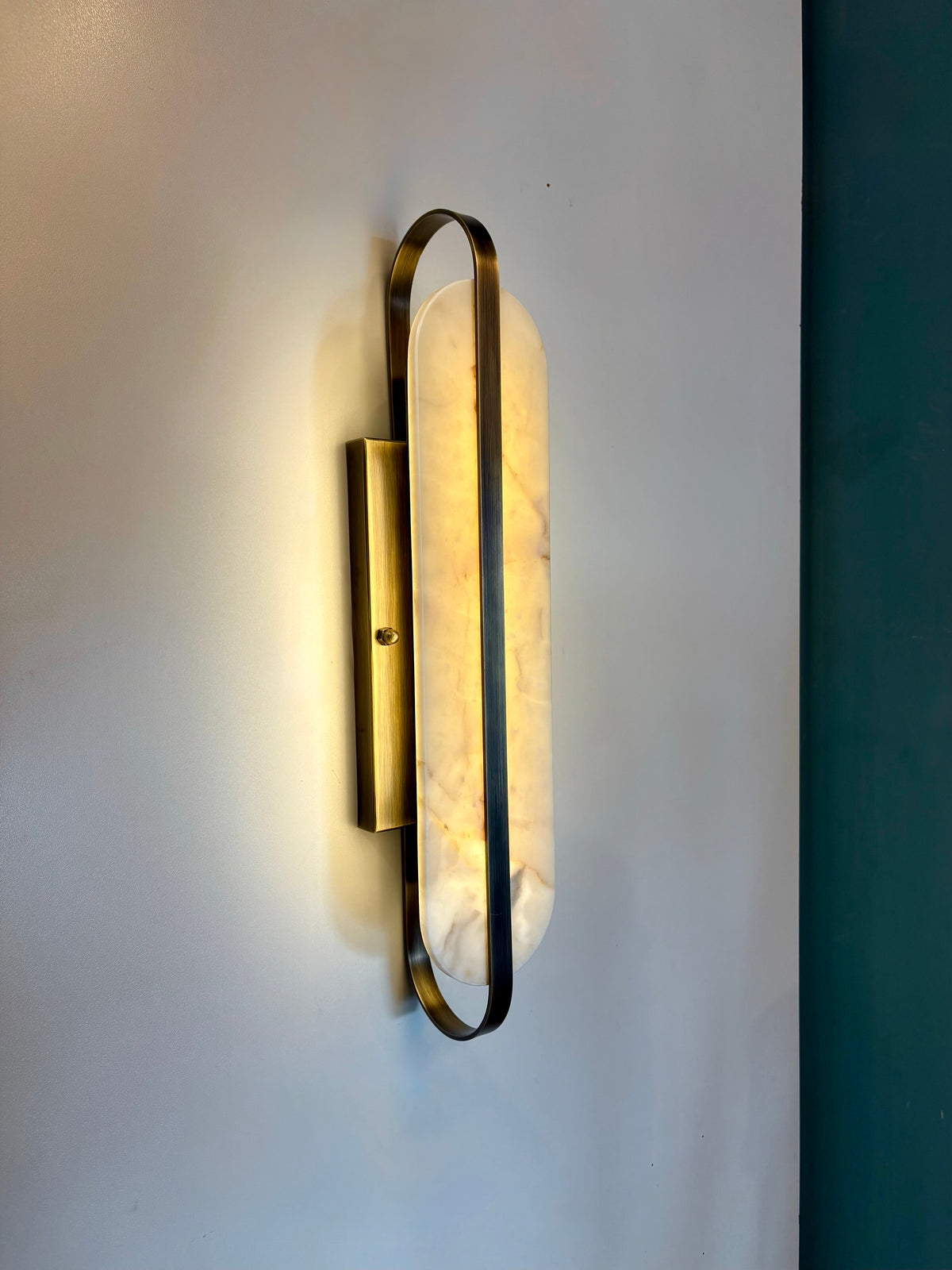 Arel Lighting CREU Marble Sconce