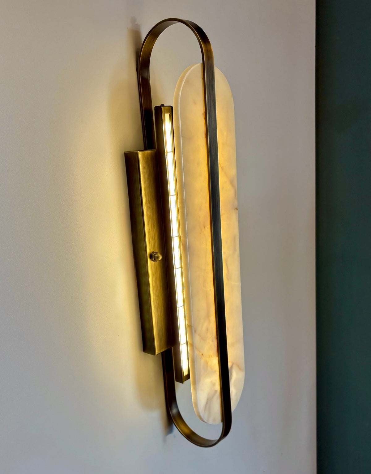 Arel Lighting CREU Marble Sconce