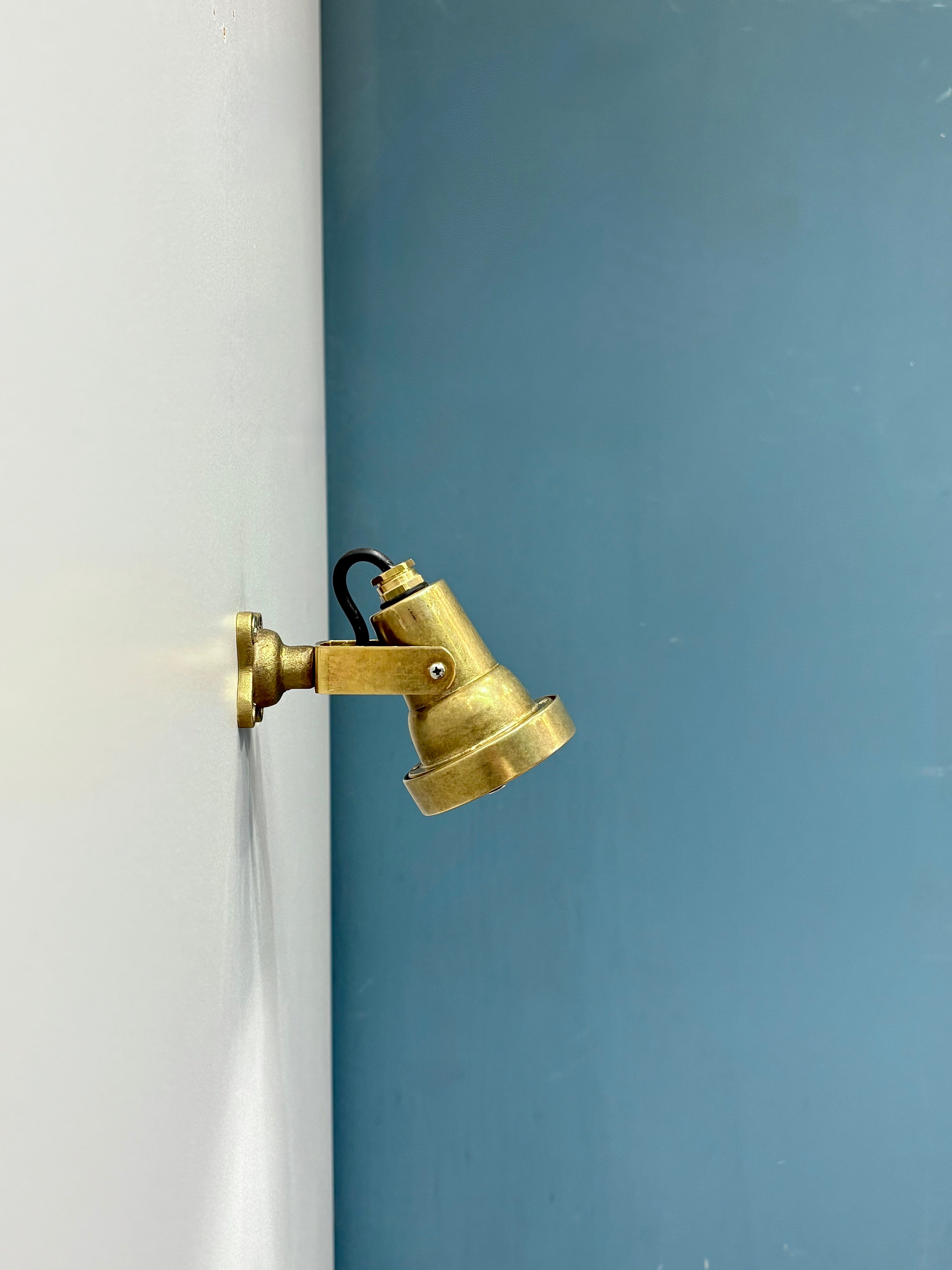 Arel Lighting GALATAS Brass Casting Mini Wall Sconce