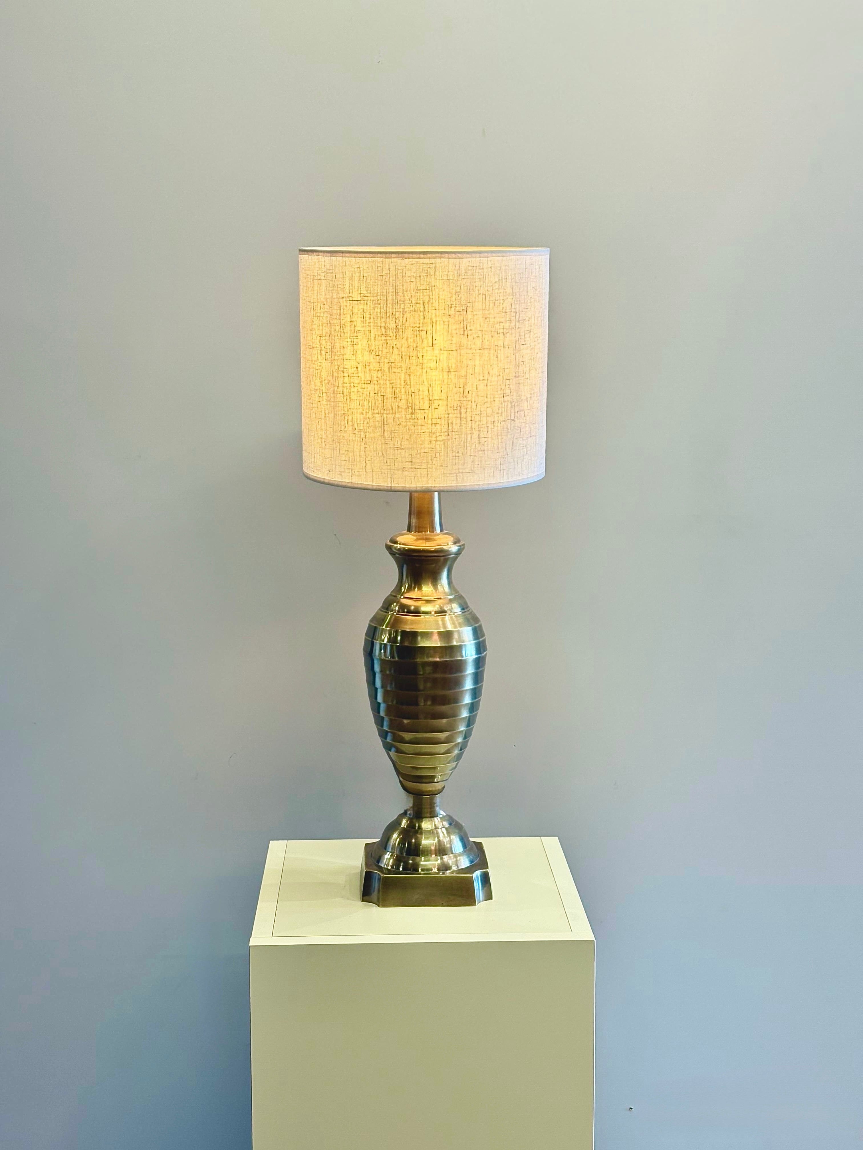 Arel Lighting GIRON Brass Table Lamp