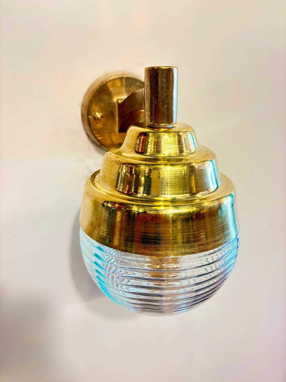 Arel Lighting KRASAVO Brass Nautical Wall Sconce