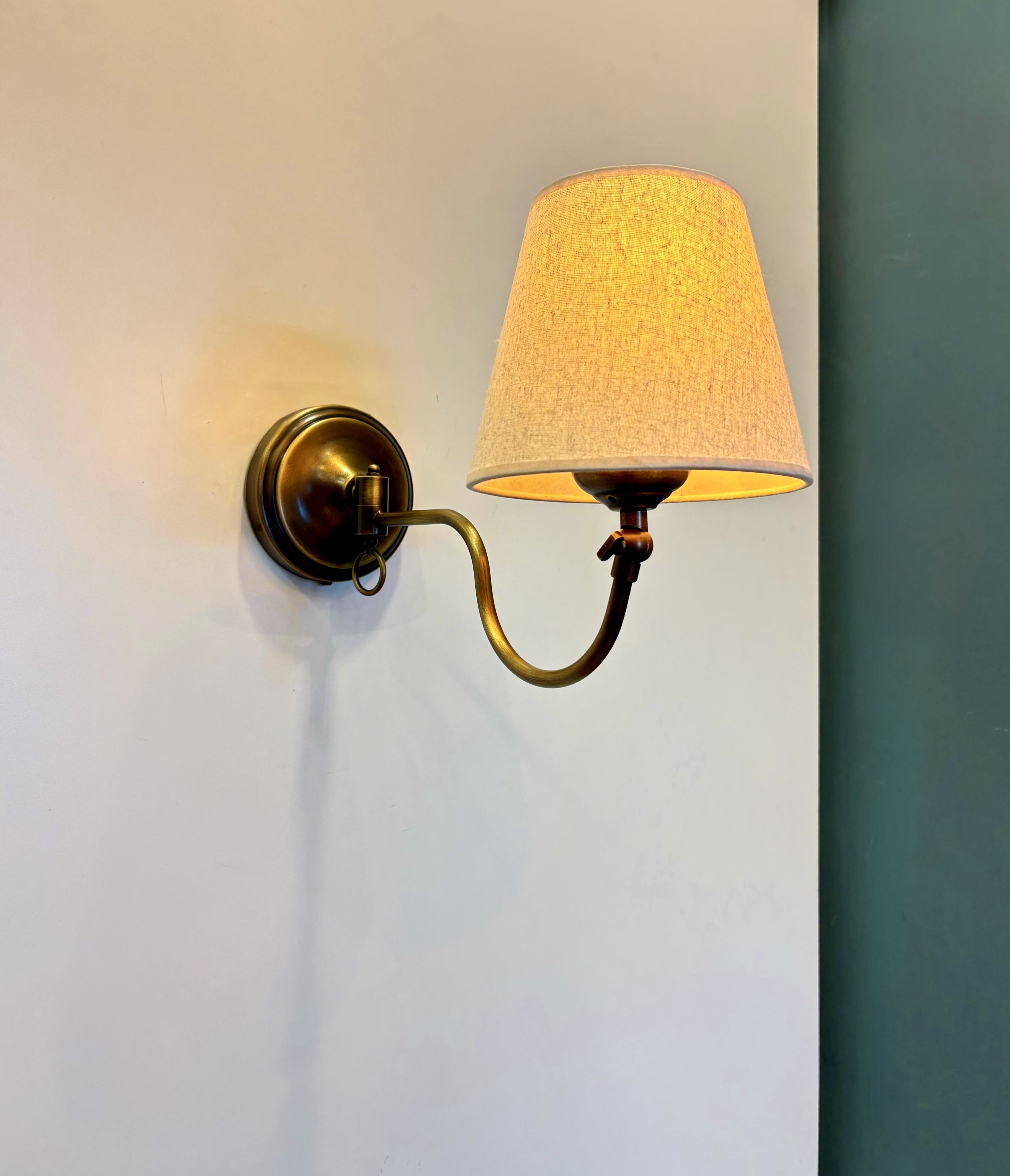 Arel Lighting KROKEK Articulating Wall Sconce