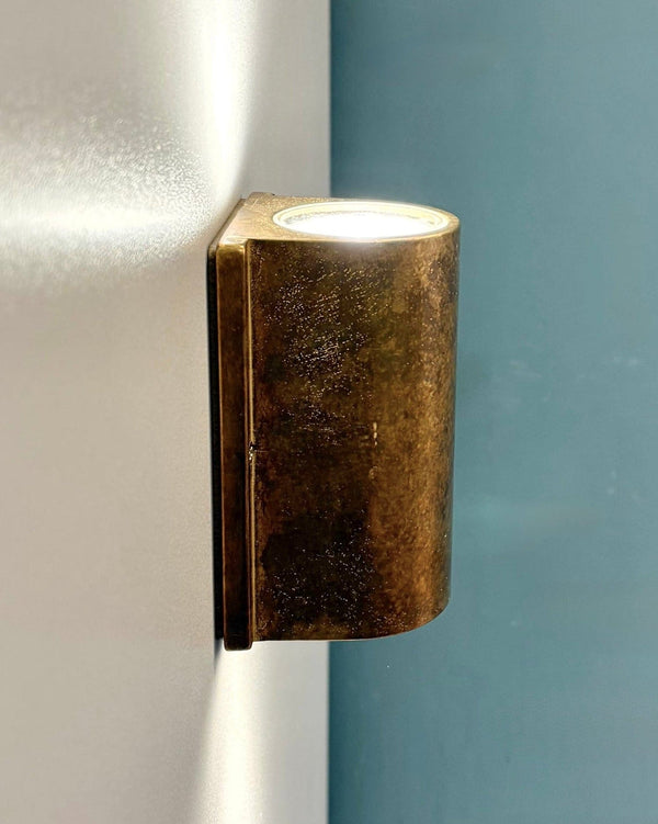 Arel Lighting LIDA Outdoor Brass Casting Wall Sconce