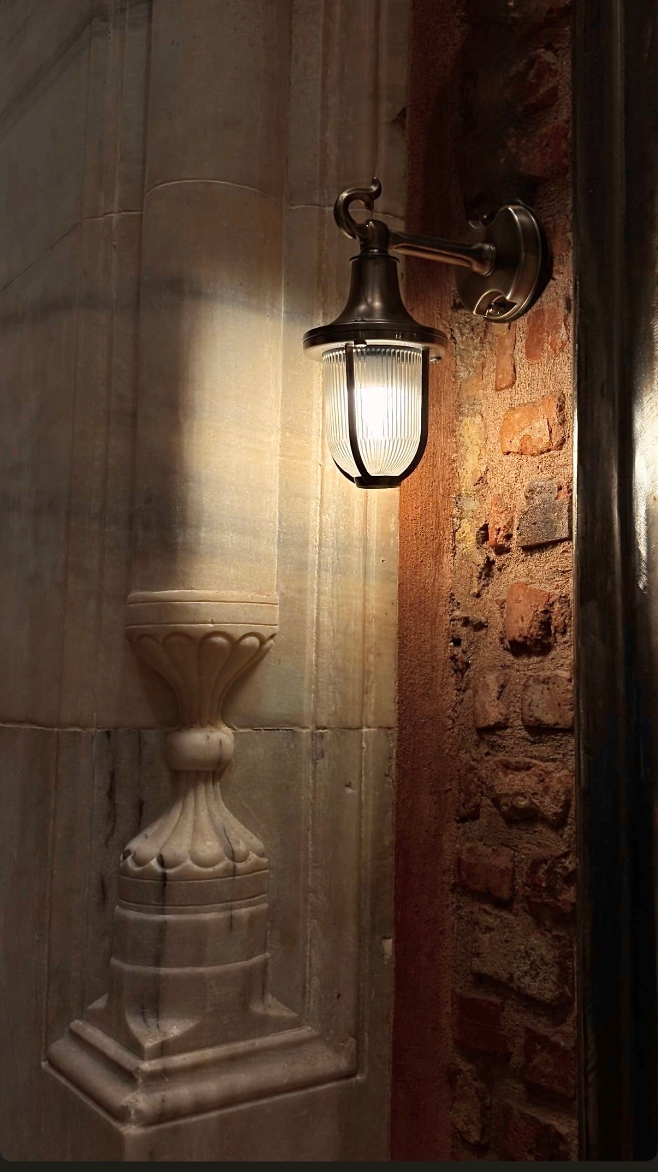 Arel Lighting MEGALO Nautical Wall Sconce