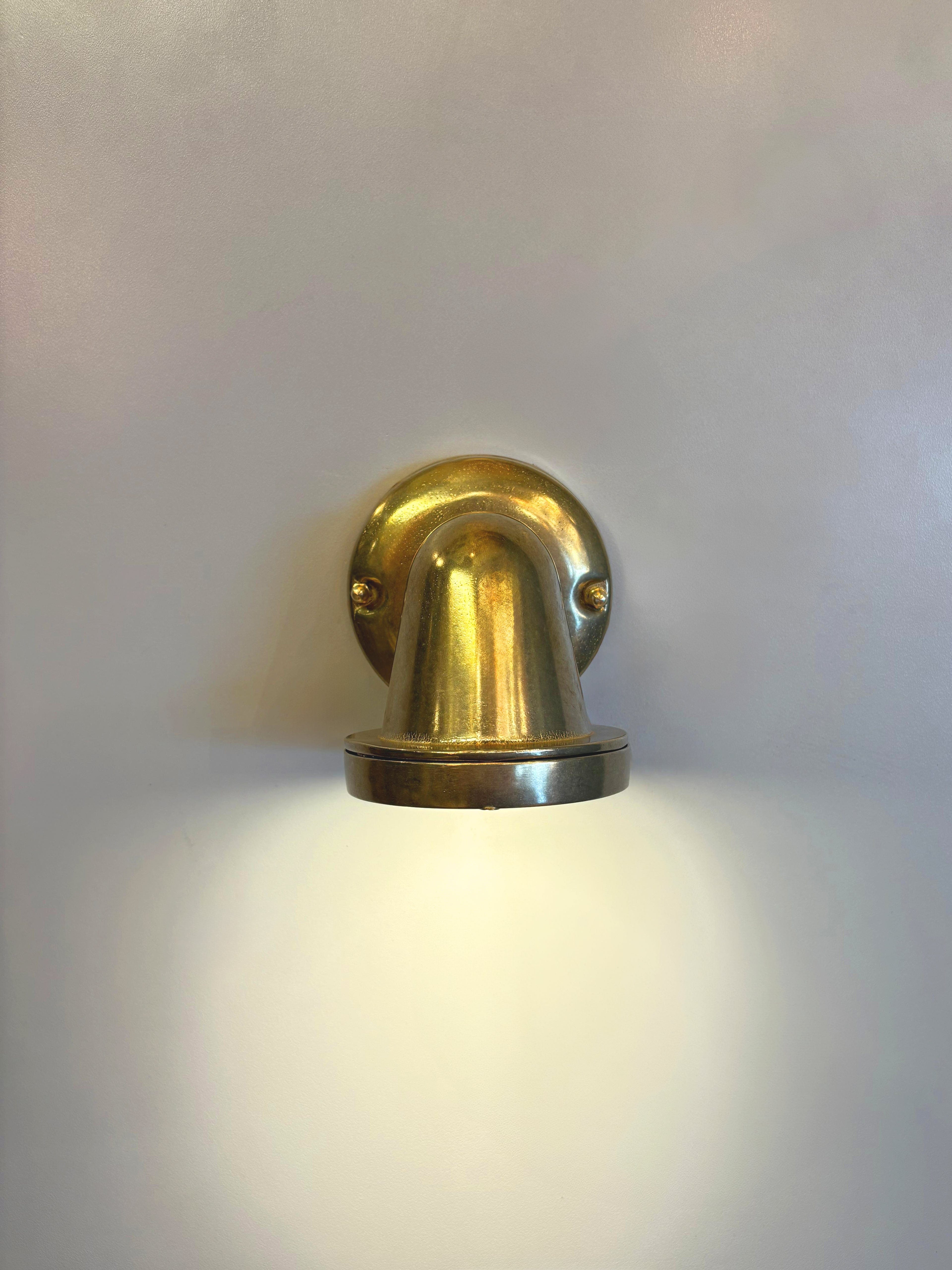 Arel Lighting MOTRU Outdoor Brass Casting Wall Sconce