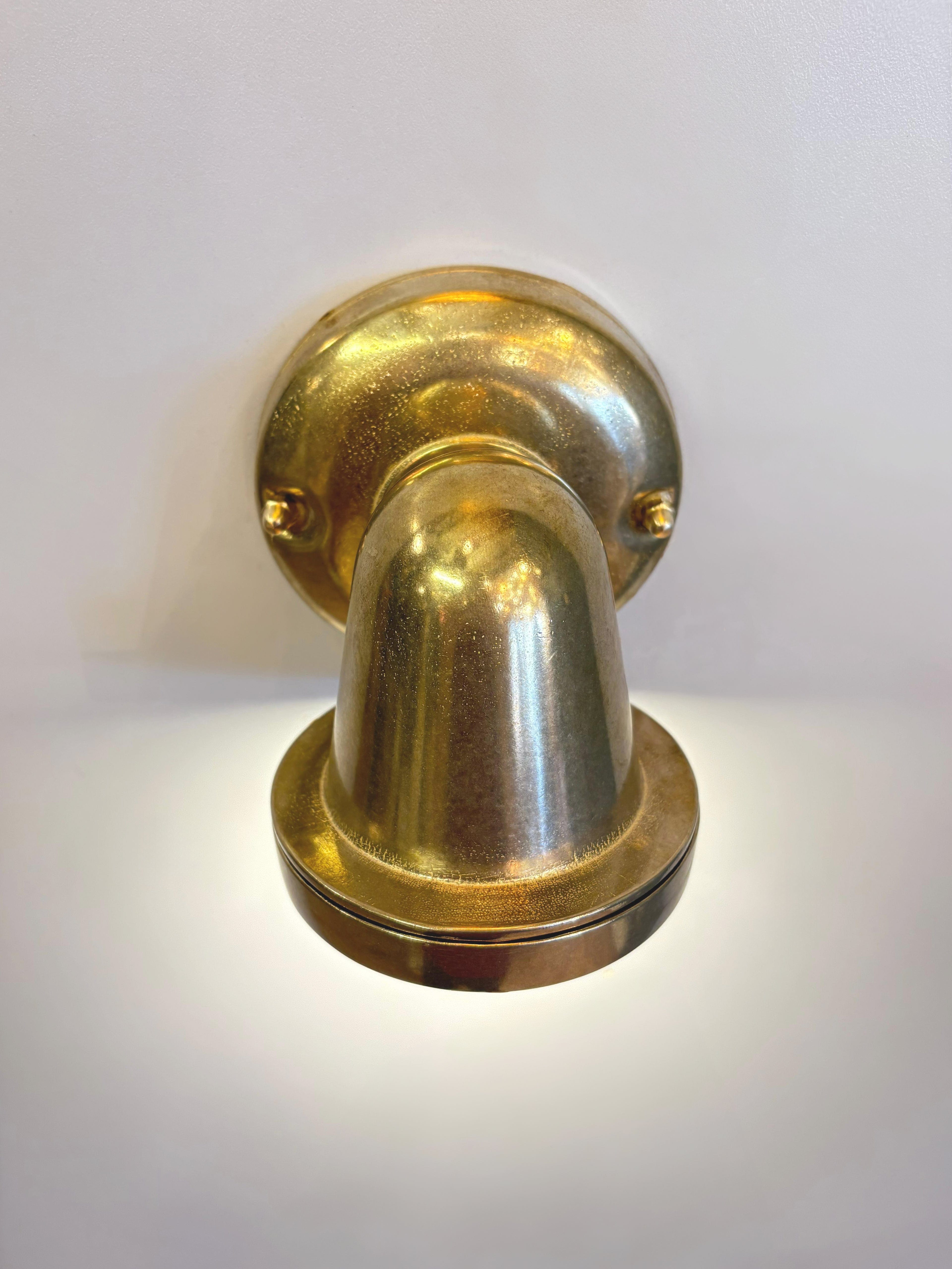 Arel Lighting MOTRU Outdoor Brass Casting Wall Sconce