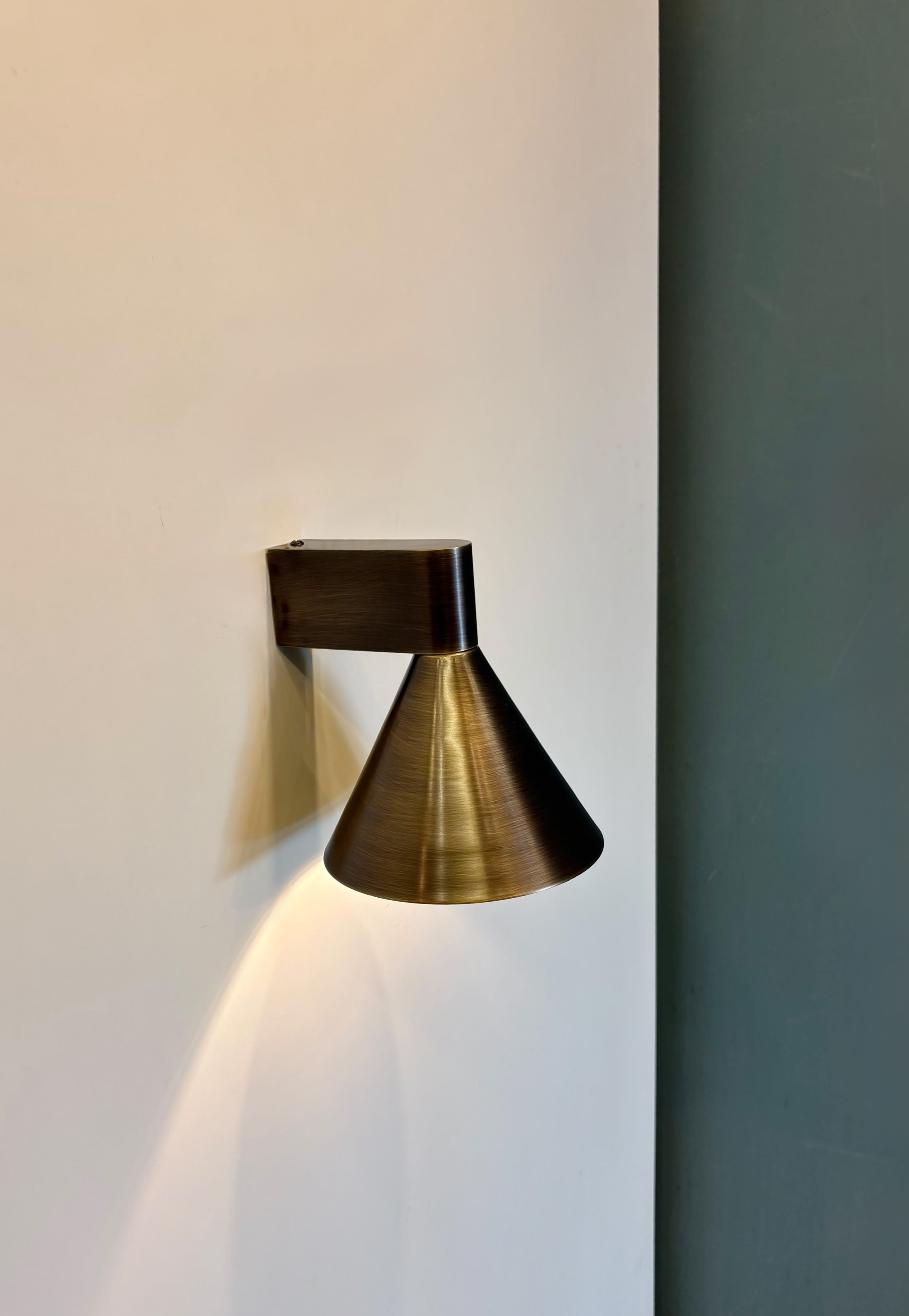 Arel Lighting NOVIC Brushed Metal Wall Sconce