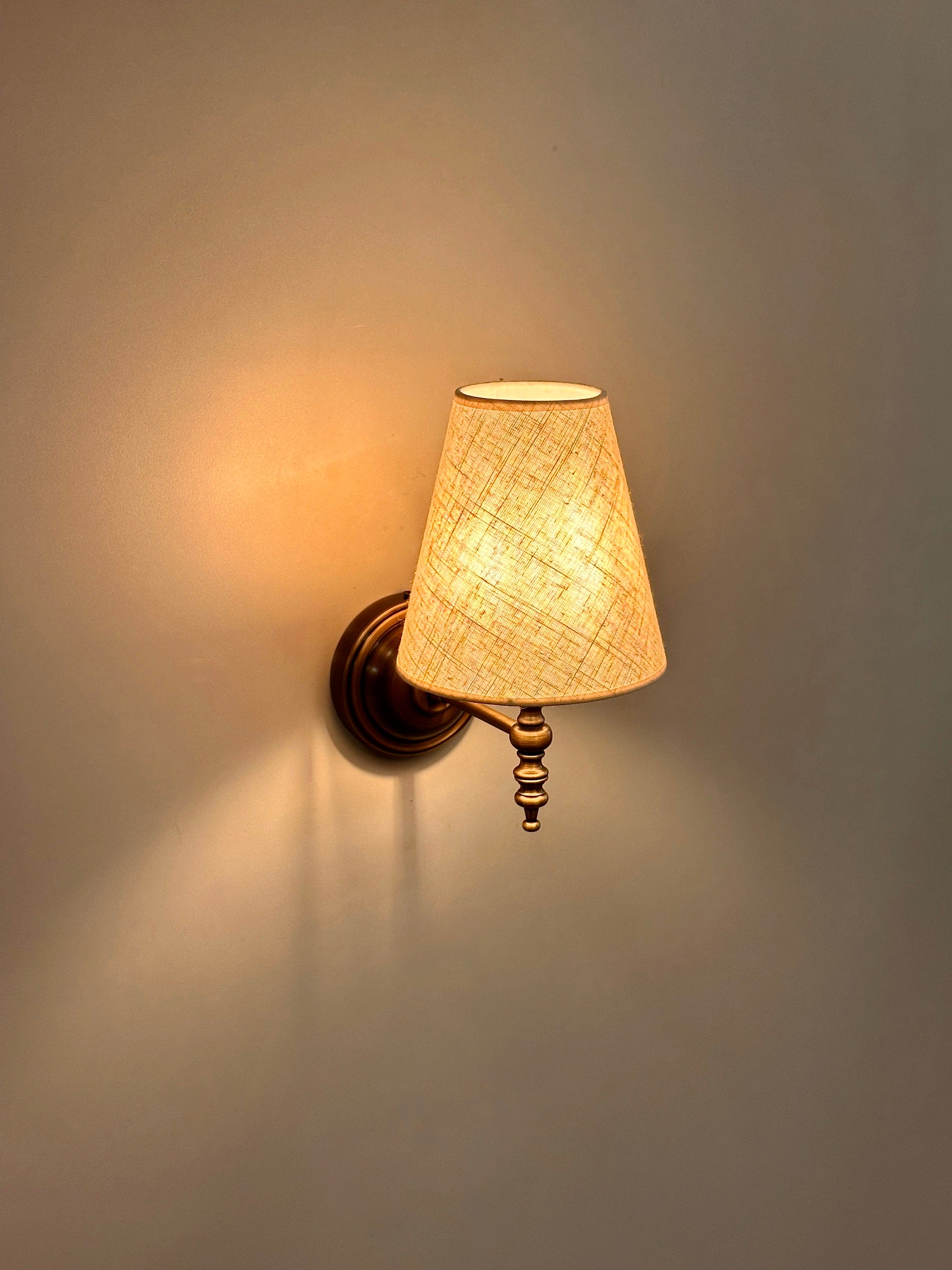 Arel Lighting ORAN Brass Traditional Wall Sconce
