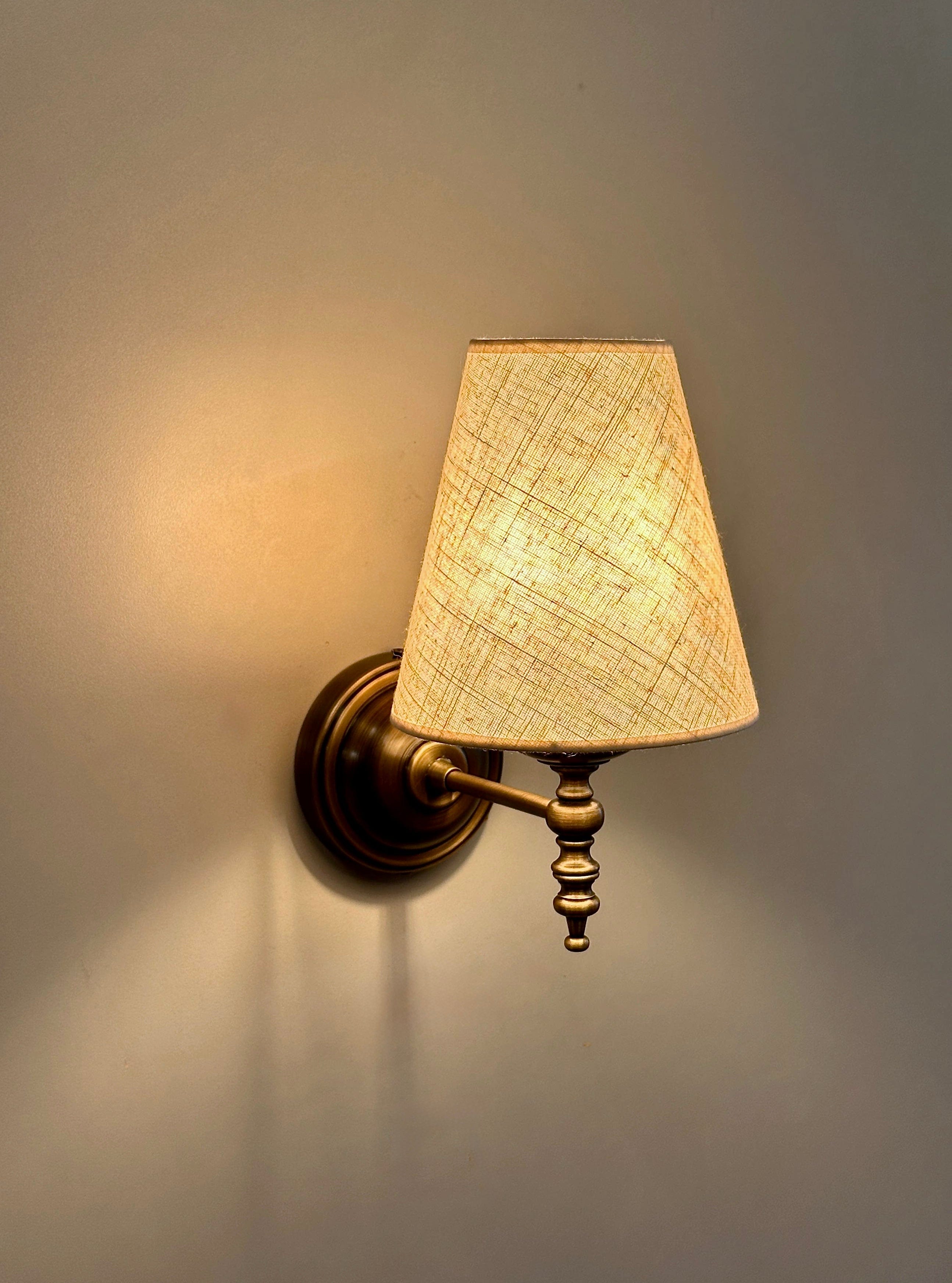 Arel Lighting ORAN Brass Traditional Wall Sconce