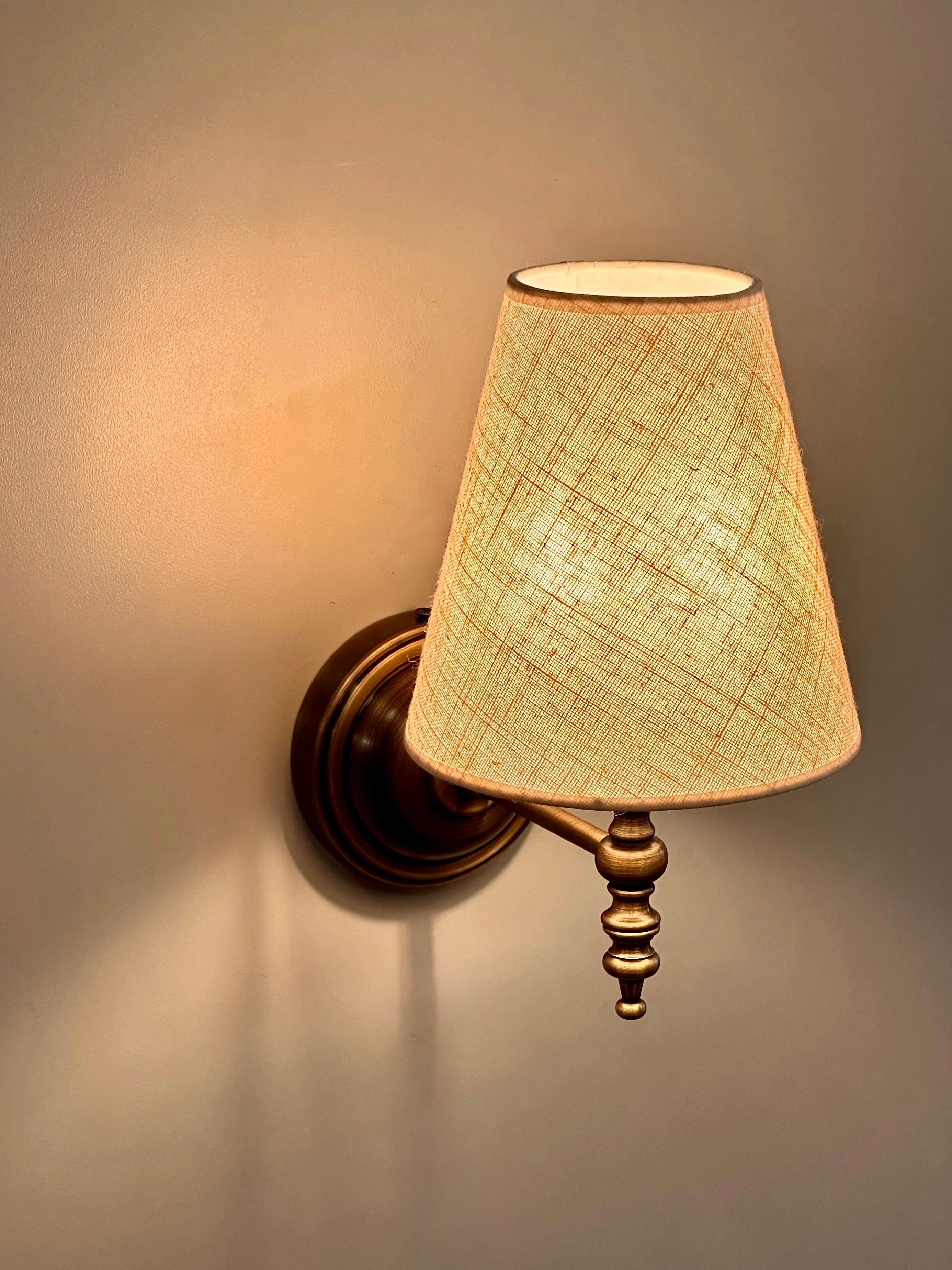 Arel Lighting ORAN Brass Traditional Wall Sconce