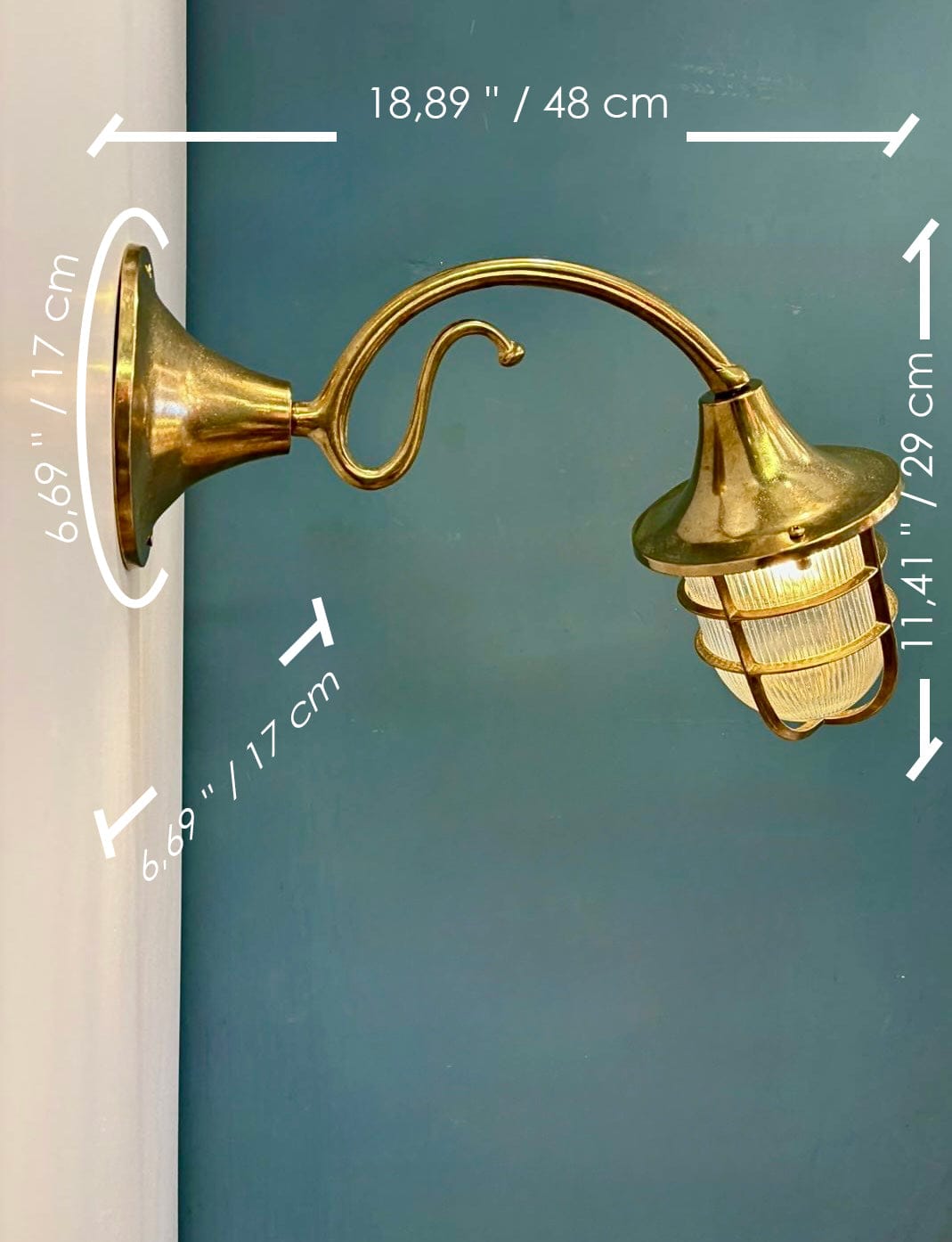 Arel Lighting RYBNO Brass Nautical Wall Sconce