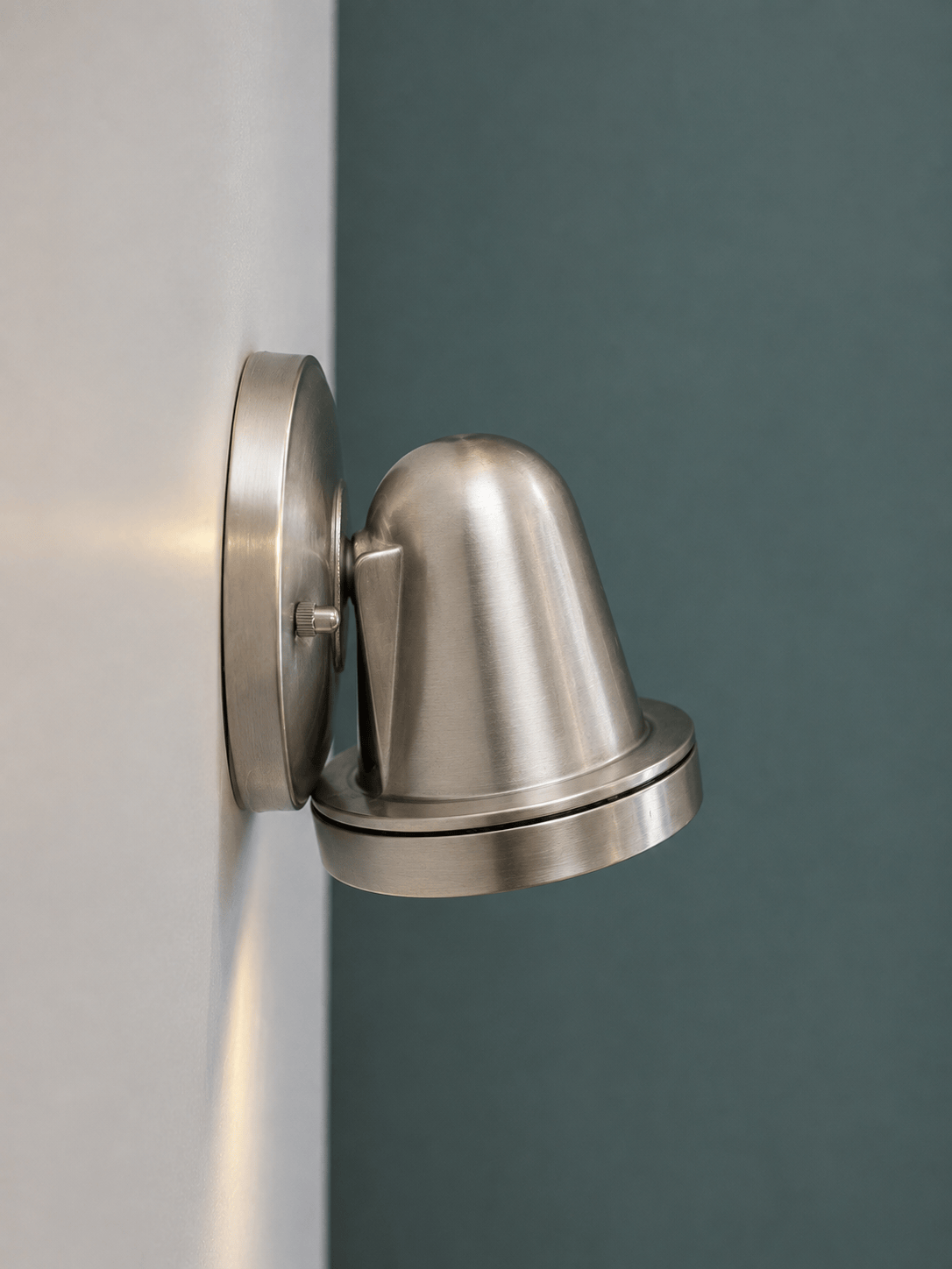 Arel Lighting Satin Nickel MOTRU Outdoor Brass Casting Wall Sconce