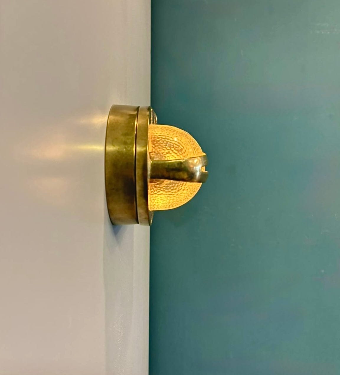 Arel Lighting SLONIM Nautical Wall Sconce