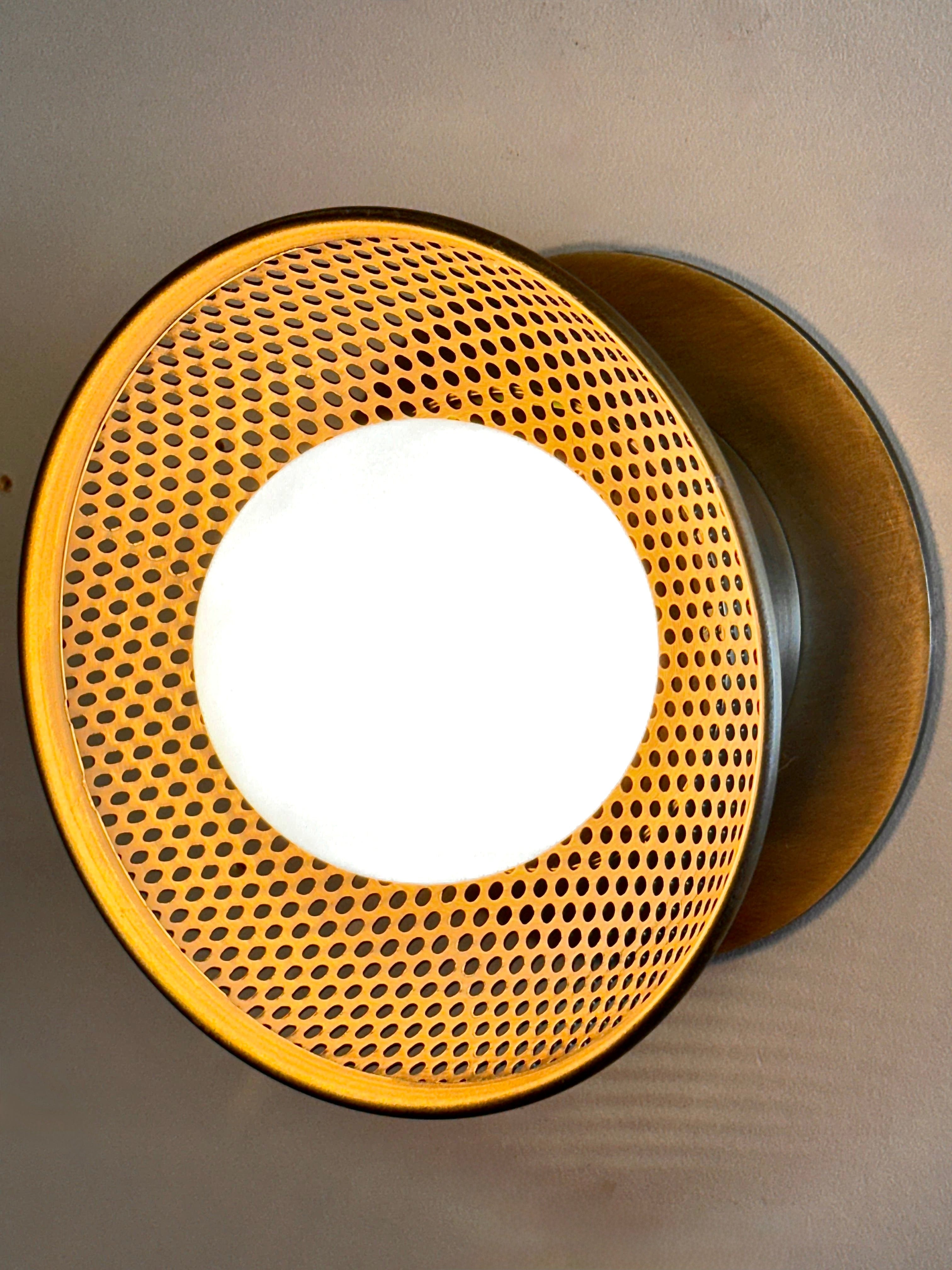 Arel Lighting STER Wall Lighting Fixture