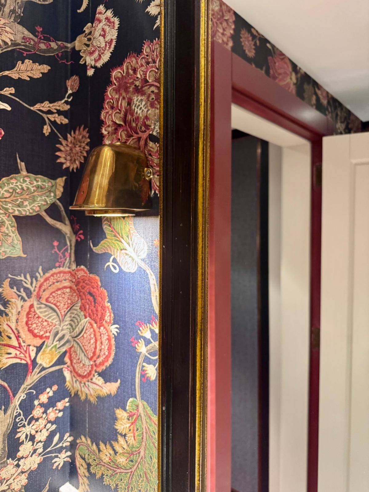 Arel Lighting TERMO Brass Casting Wall Sconce