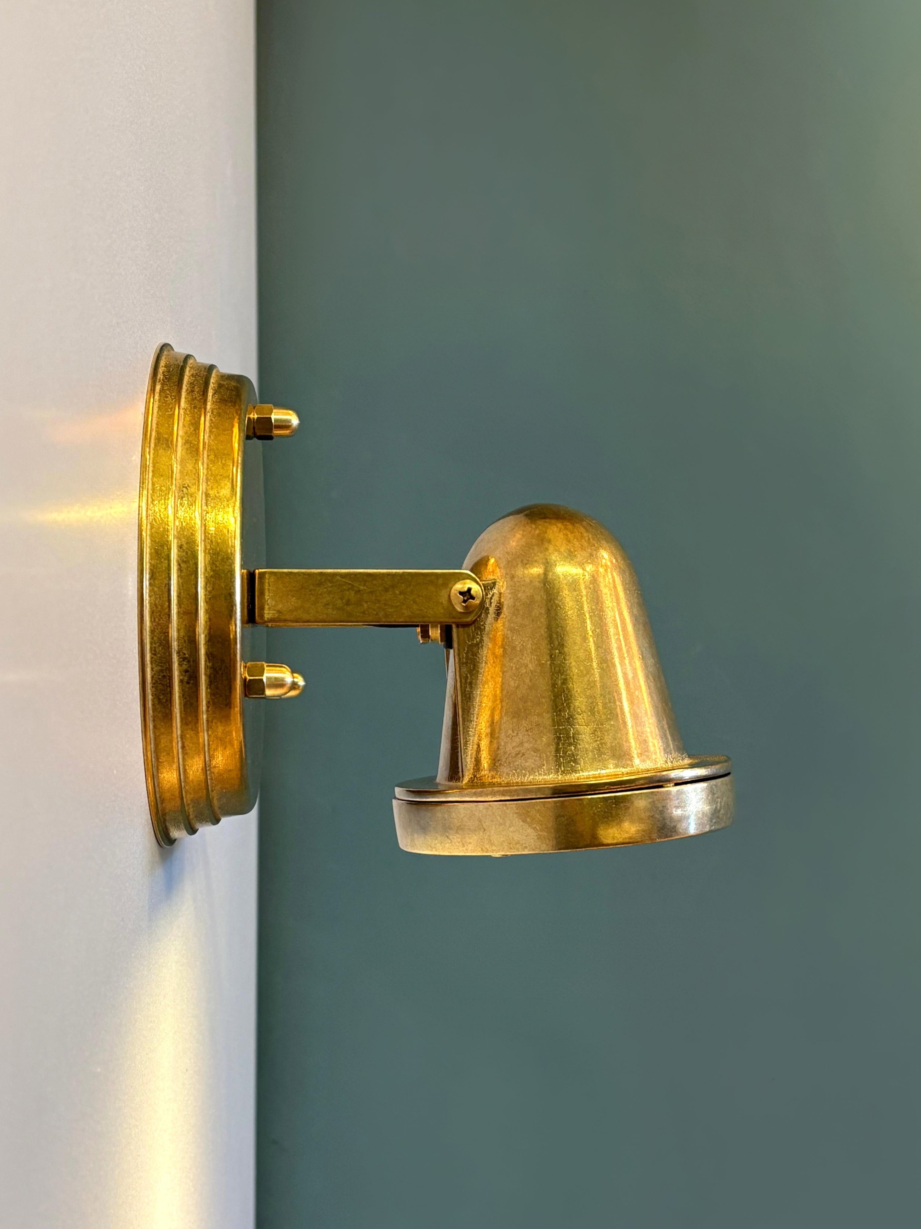 Arel Lighting TRAIAN Outdoor Brass Casting Wall Sconce