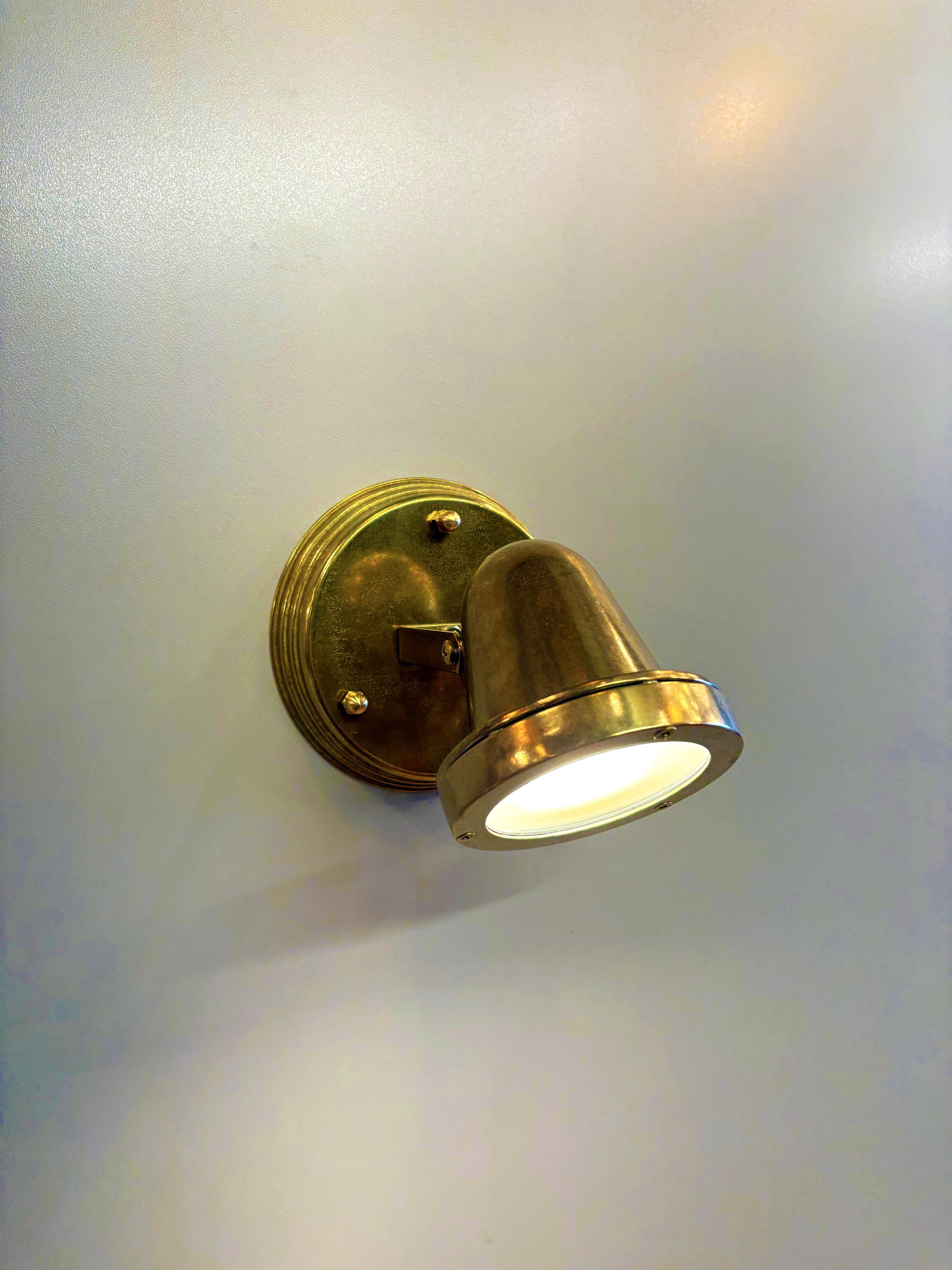 Arel Lighting TRAIAN Outdoor Brass Casting Wall Sconce