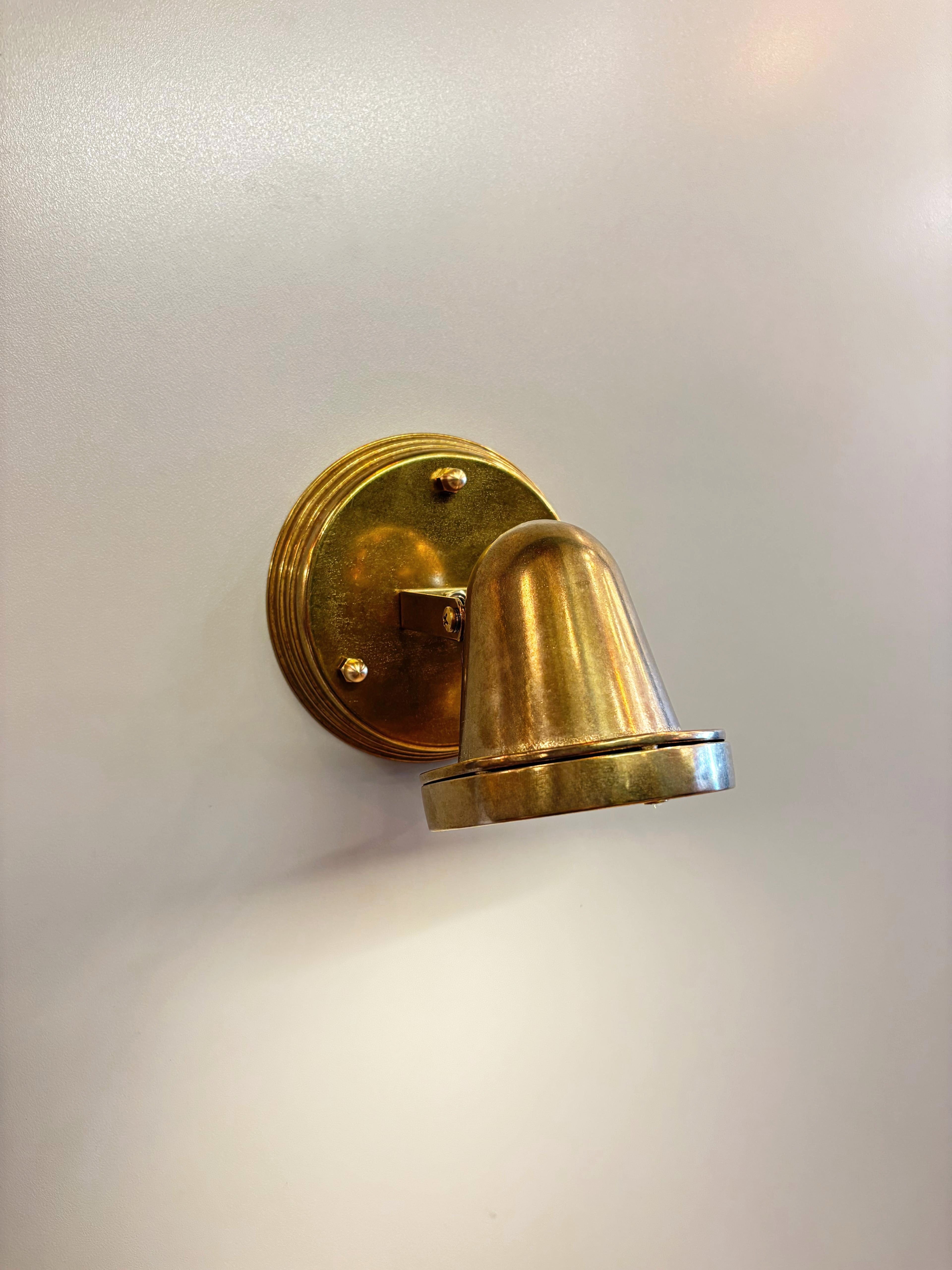 Arel Lighting TRAIAN Outdoor Brass Casting Wall Sconce