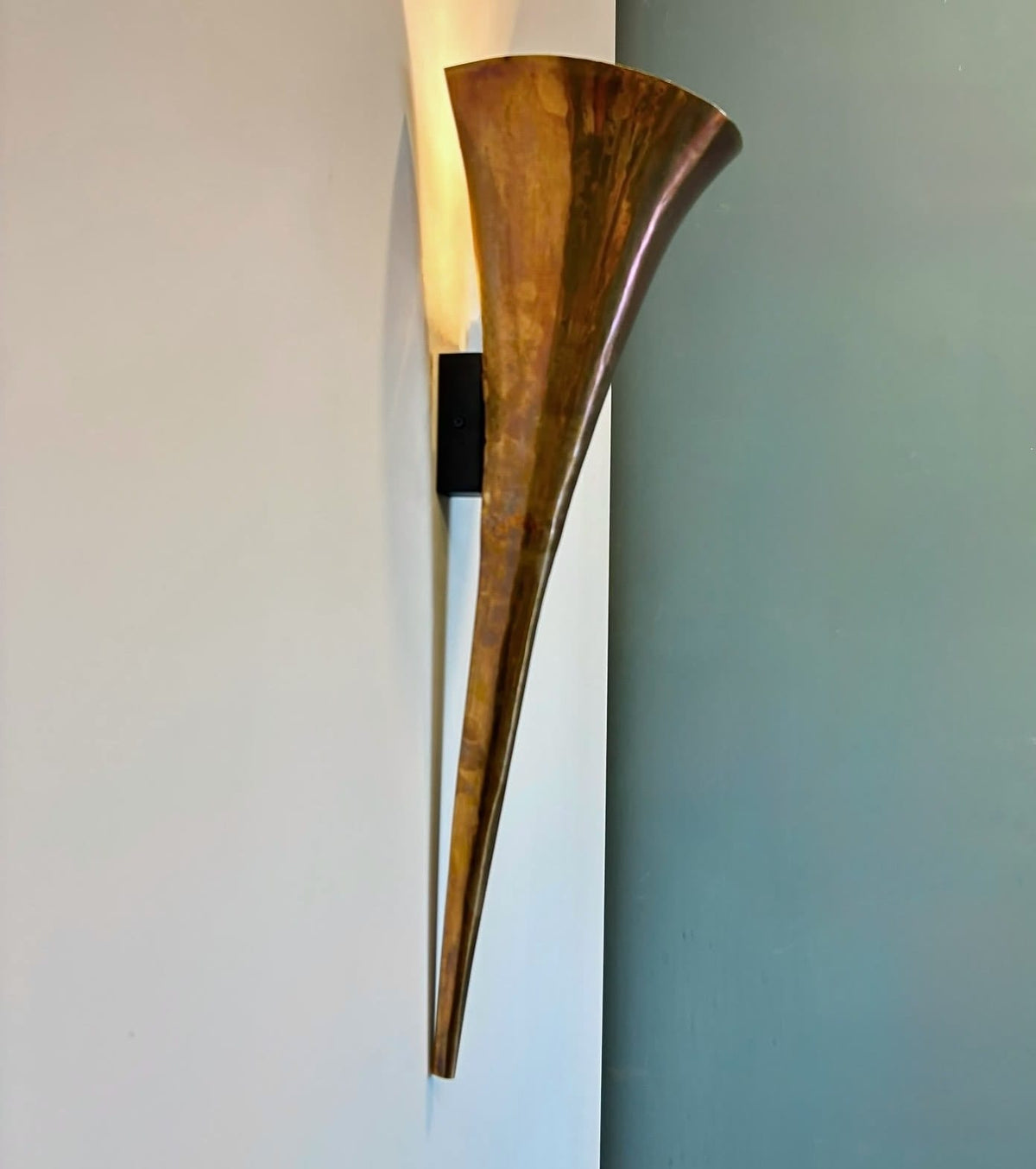 Arel Lighting Wall Sconce KIEK Sculptural Hand-Hammered Brass Wall Sconce – Calla Lily Torch Uplight