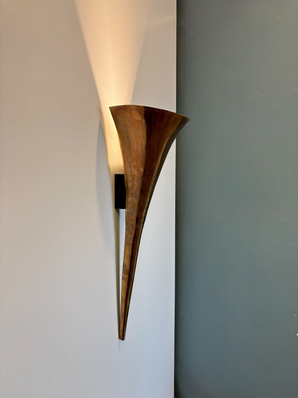 Arel Lighting Wall Sconce KIEK Sculptural Hand-Hammered Brass Wall Sconce – Calla Lily Torch Uplight