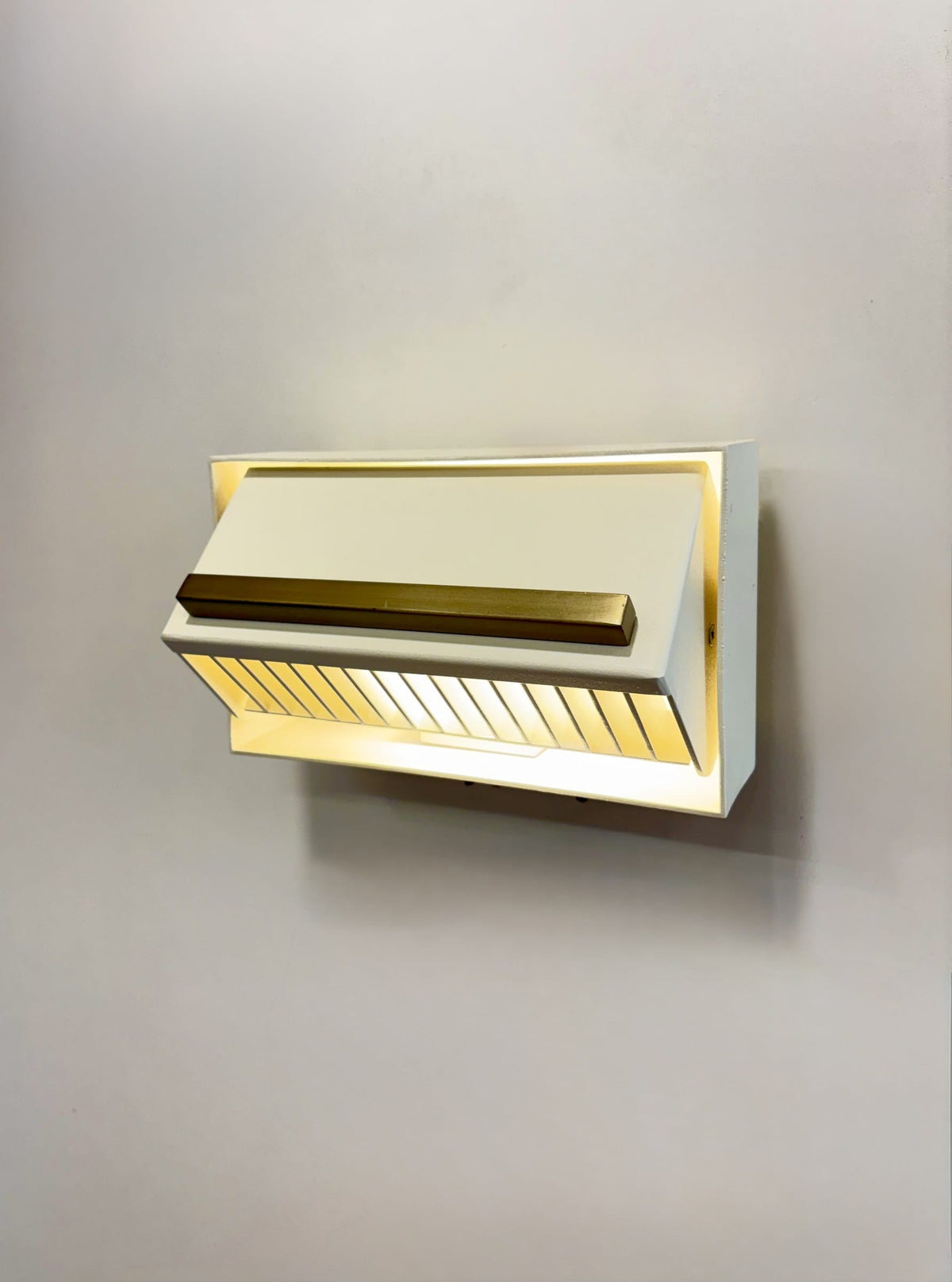 Arel Lighting Wall Sconce MURAFA Mid-Century Wall Sconce – Cream & Matte Brass Louvered Wall Light with Adjustable Head