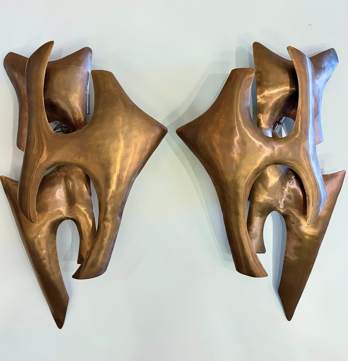 Arel Lighting Wall Sconce Pair – Mirrored BALTI Sculptural Hand-Hammered Brass Wall Sconce