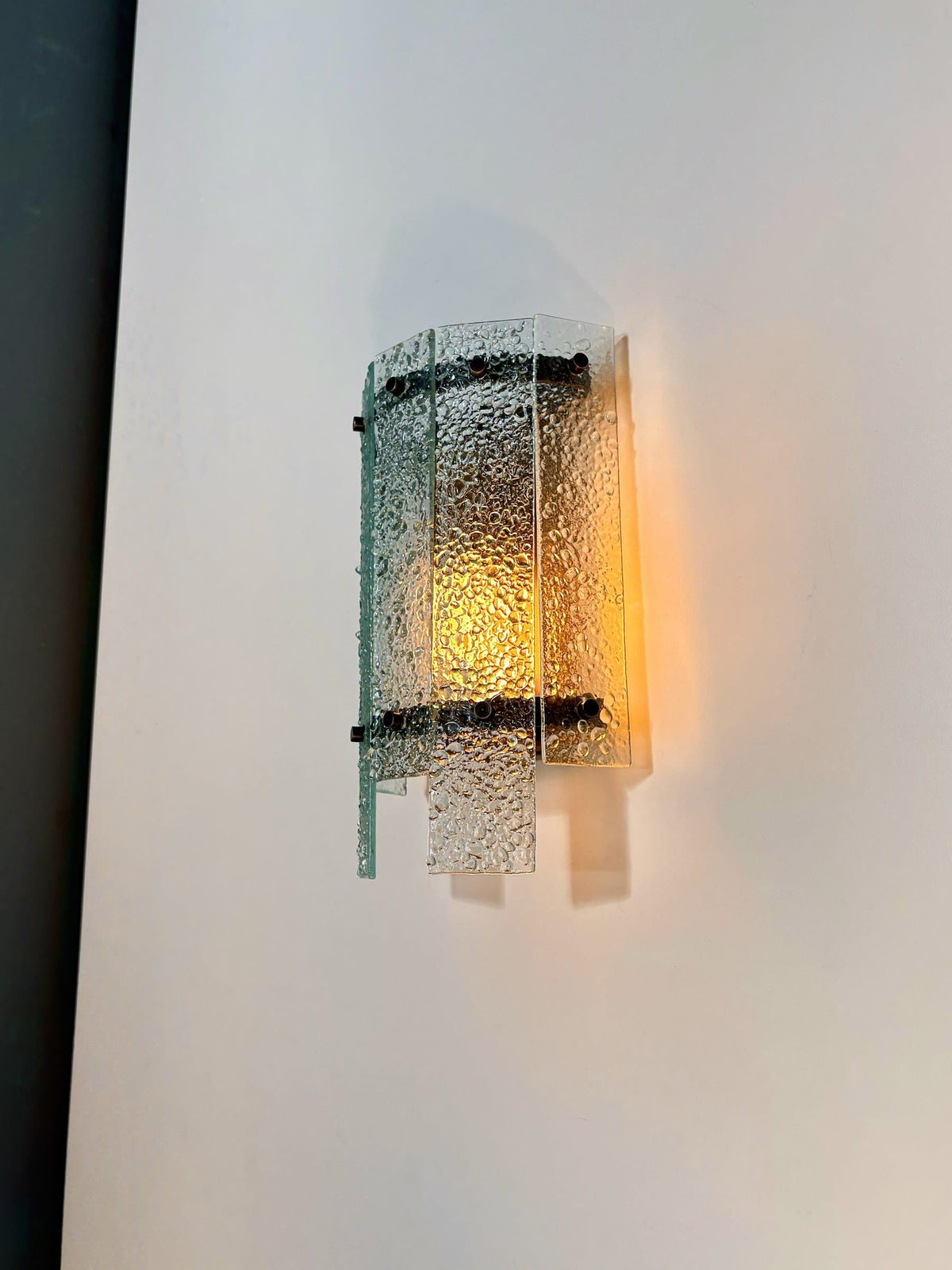 Arel Lighting Wall Sconce SOMBOR Fusion Glass Wall Sconce – Textured Glass Panel Wall Light with Antique Brass Bands