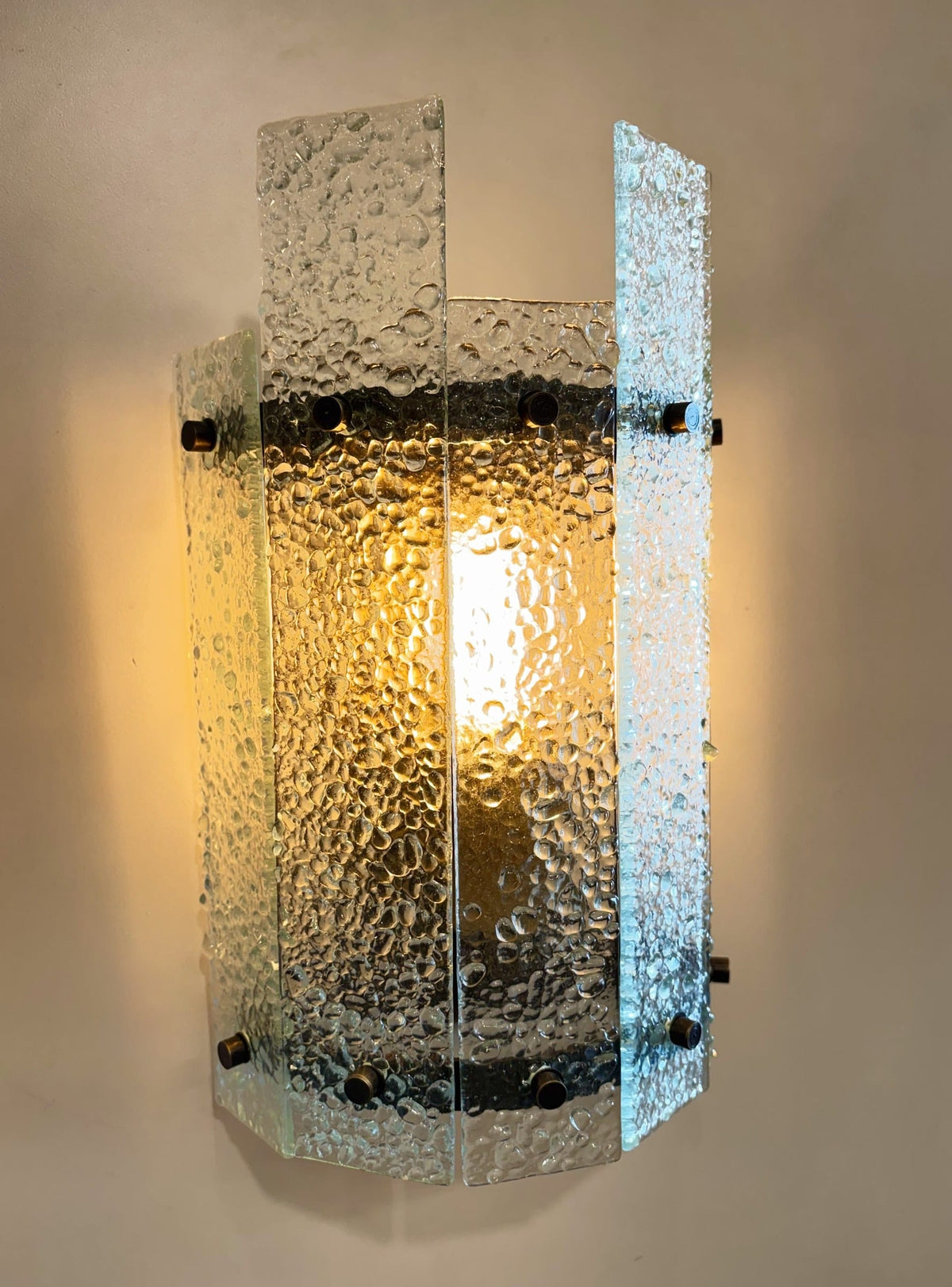 Arel Lighting Wall Sconce SOMBOR Fusion Glass Wall Sconce – Textured Glass Panel Wall Light with Antique Brass Bands