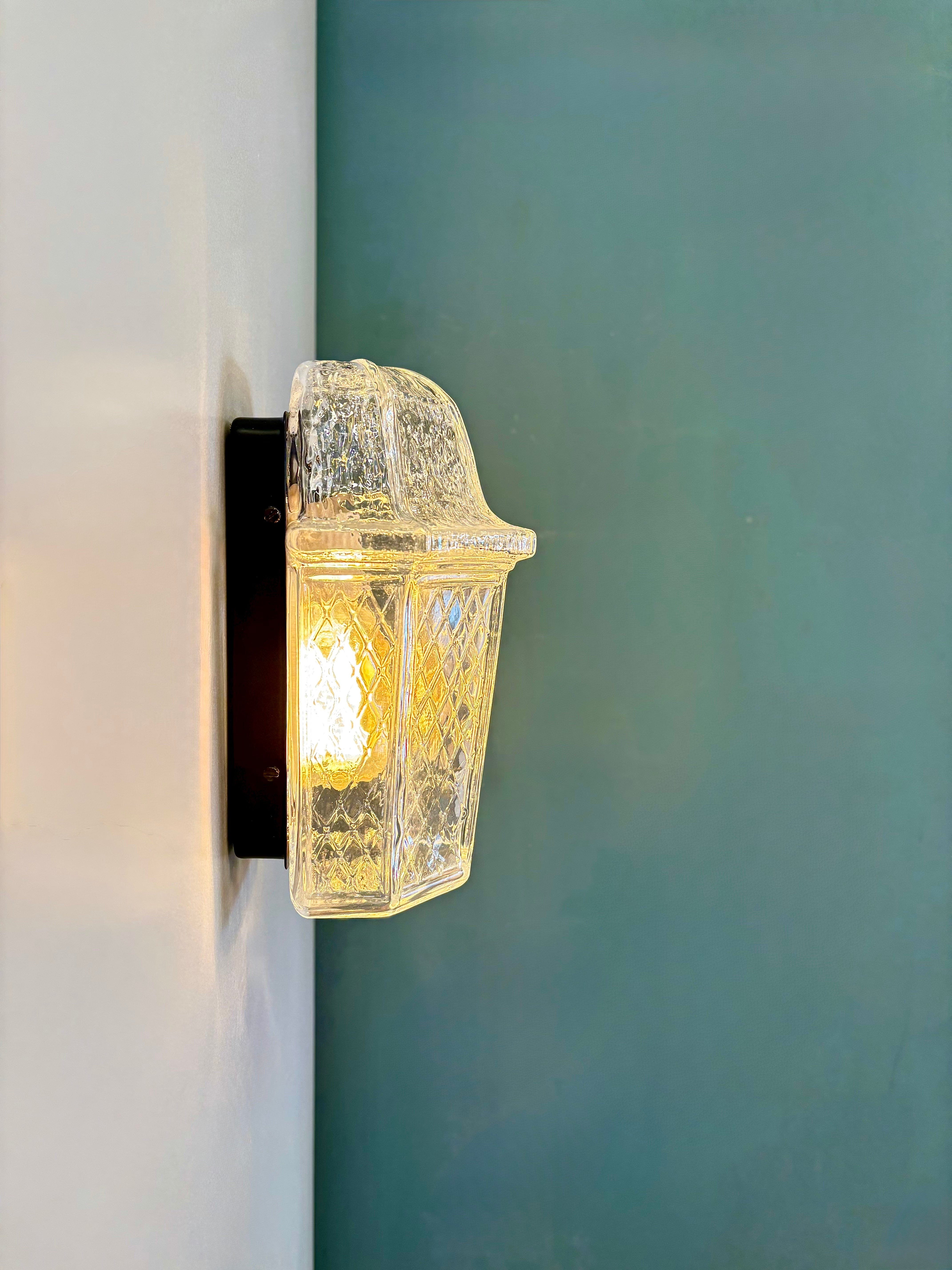 Arel Lighting White AON II Classic Glass Wall Sconce