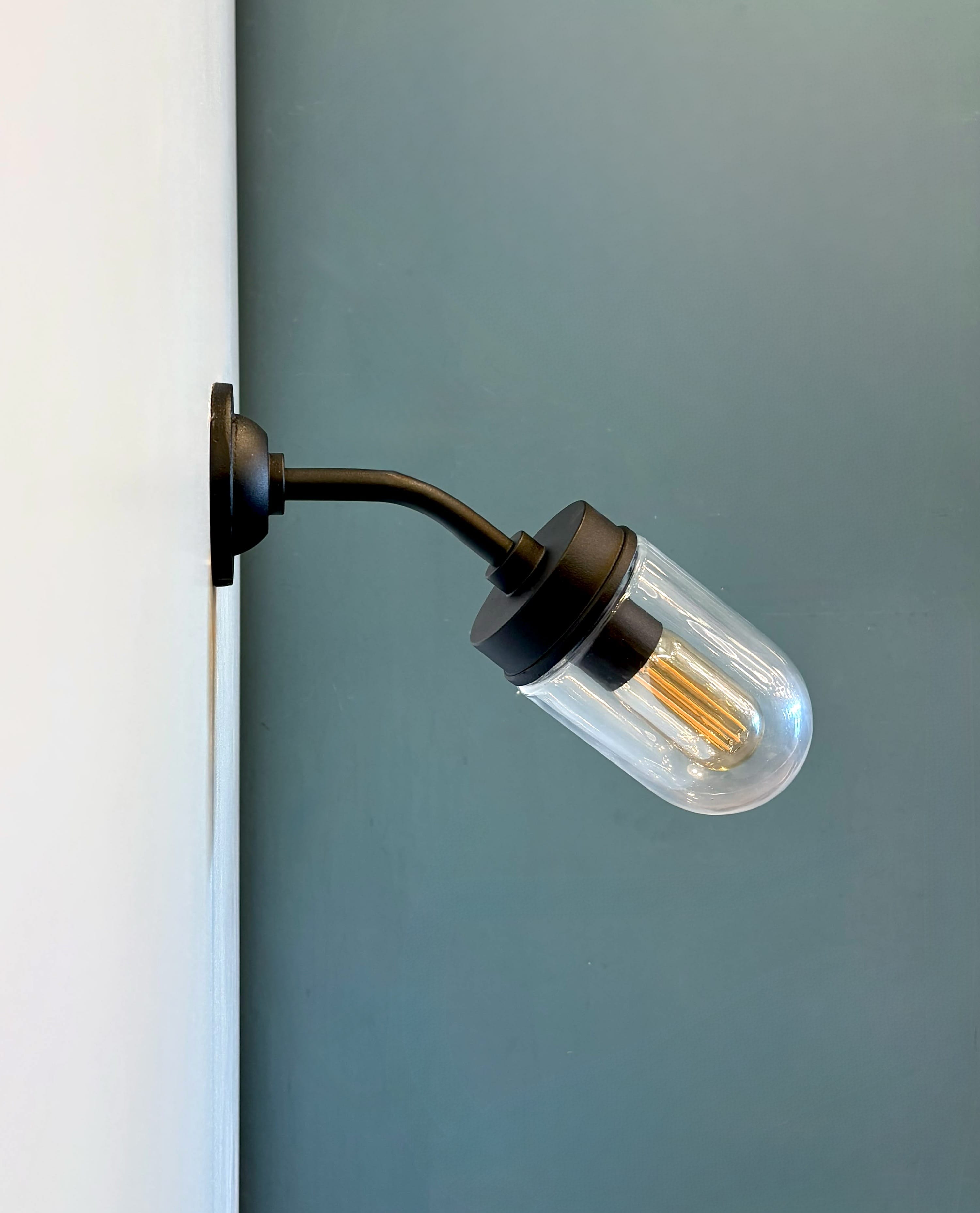 Arel Lighting Without / Clear BORG Nautical Glass Outdoor Wall Light
