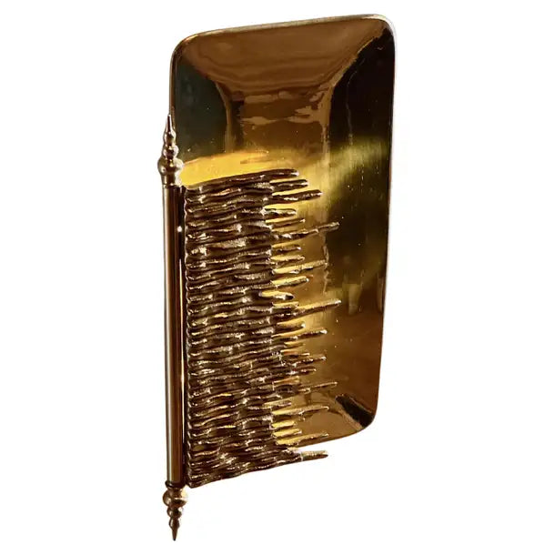 Nuoro Sculptural Brass Casting Wall Sconce