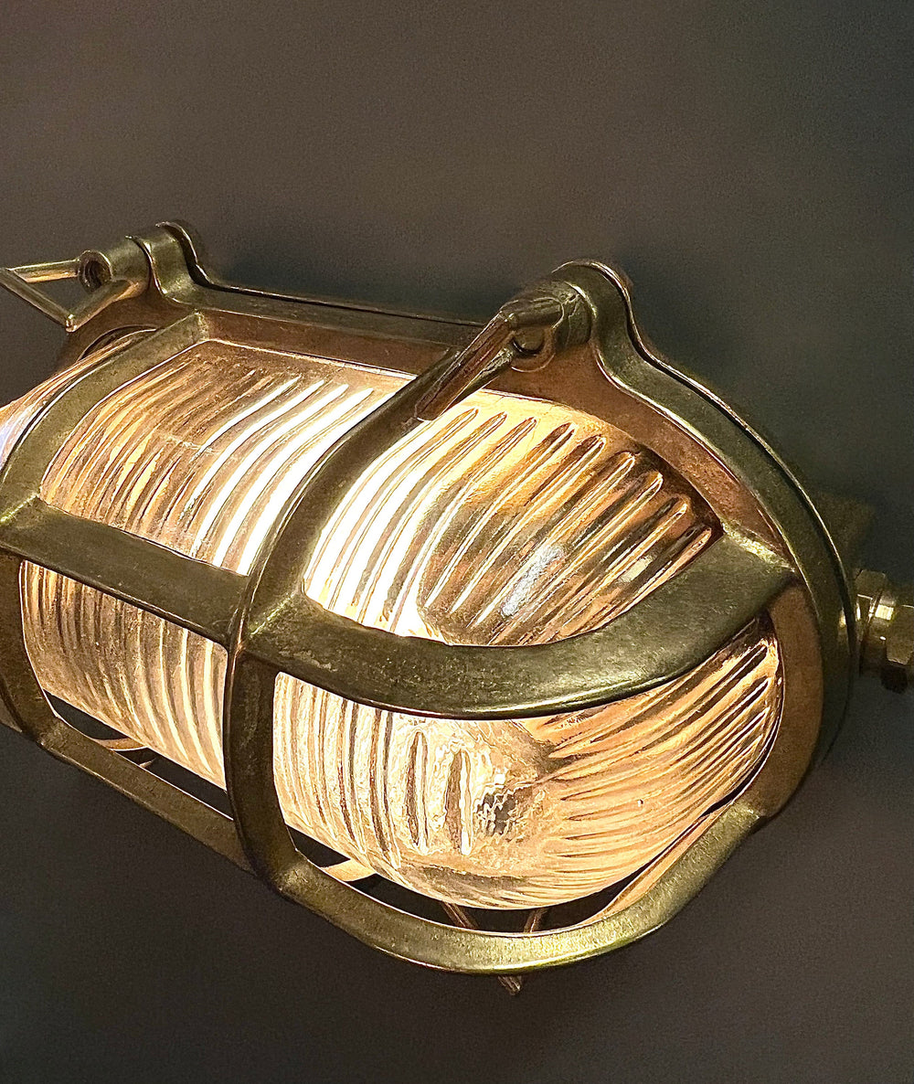 PINSK SMALL Nautical Wall Sconce - Wall Light , Outdoor Light, Patio Light, IP64 Lighting, Brass Casting Light, Bulkhead Light, Marinal