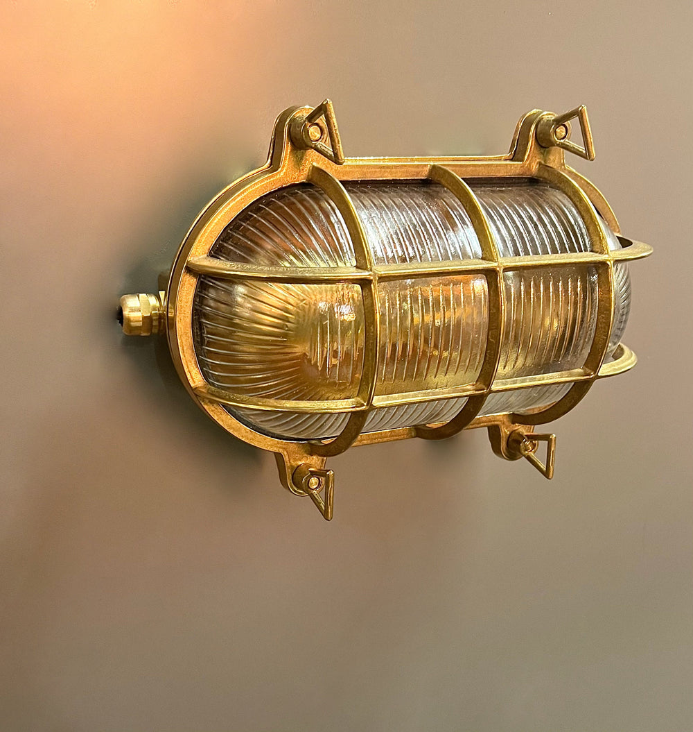 PINSK LARGE Nautical Wall Sconce - Wall Light , Outdoor Light, Patio Light, IP64 Lighting, Brass Casting Light, Bulkhead Light, Marinal