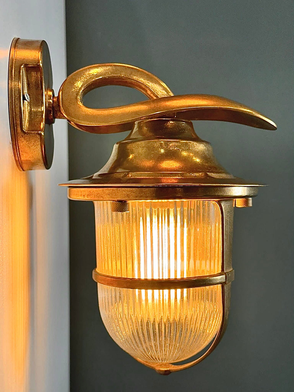 KALA Nautical Wall Sconce - Nautical Wall Light, Outdoor Light, Patio Light, IP64 Lighting, Brass Casting Light, Bulkhead, Marinal