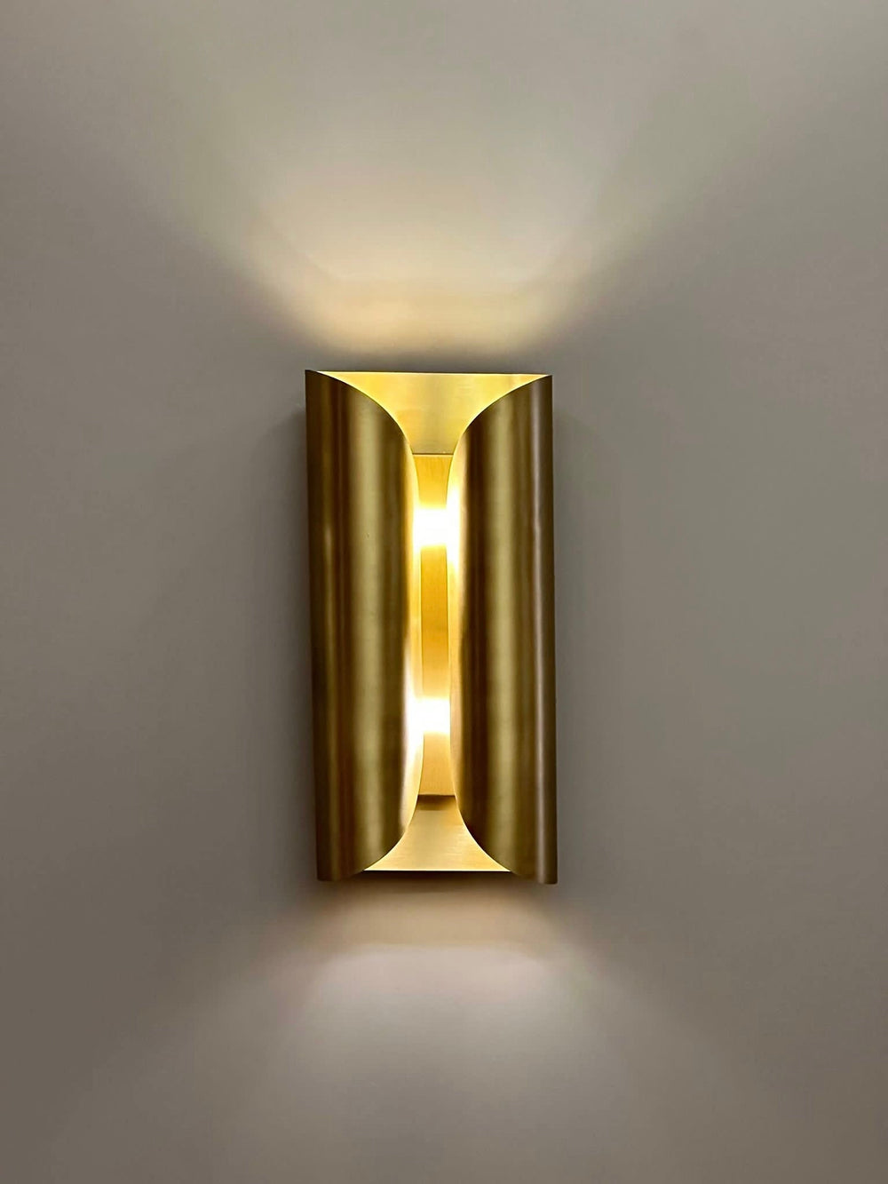 PARCA Wall Sconce - Light Fixture, Wall Lighting, Wall Lamp, Wall Light , Bedside Light, Art Deco Lighting, Brass Lighting