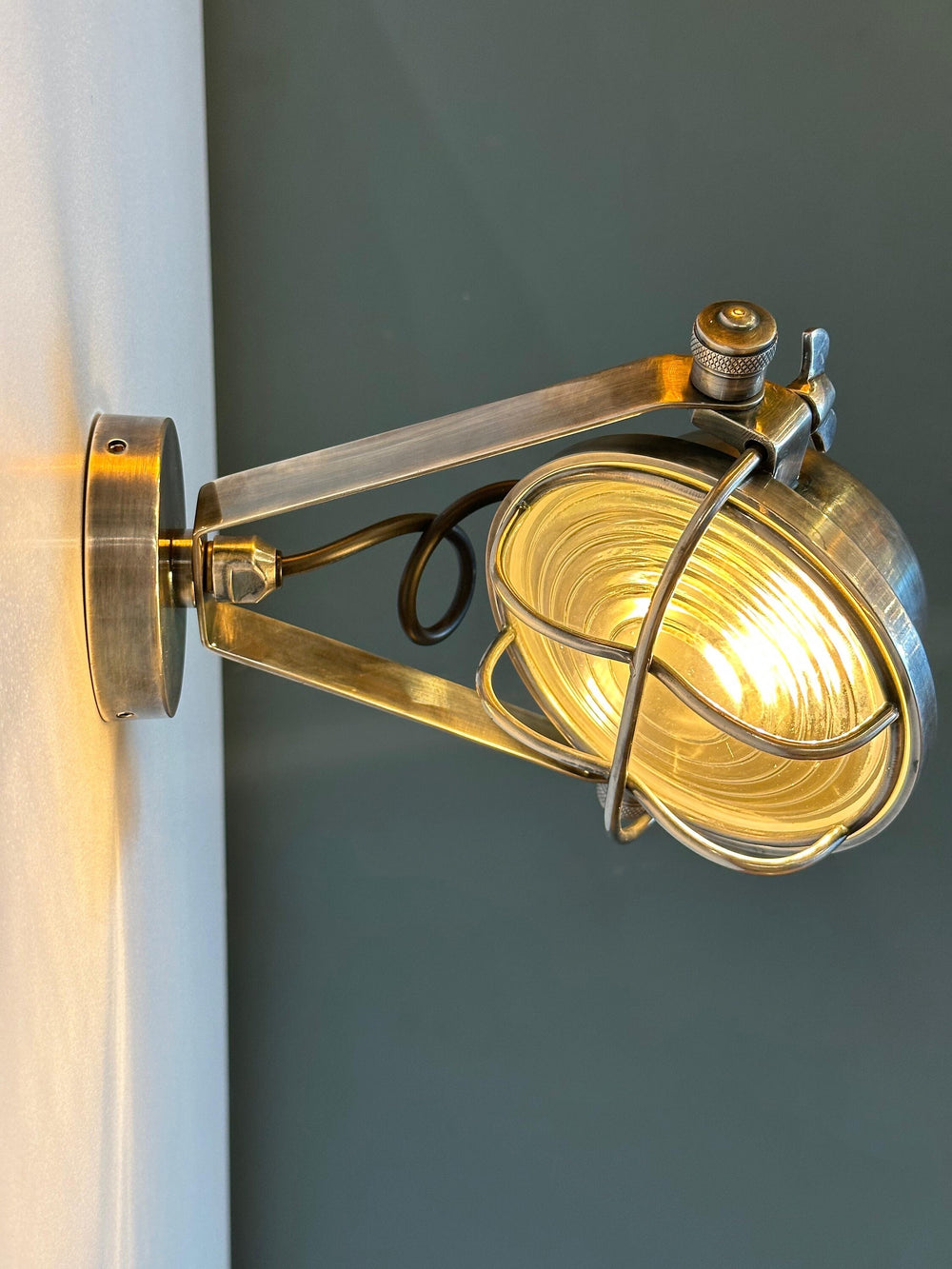 POLLINO Wall Sconce - Light Fixture, Wall Lighting, Wall Lamp, Wall Light , Bedside Light, Industrial Lighting, Brass Lighting